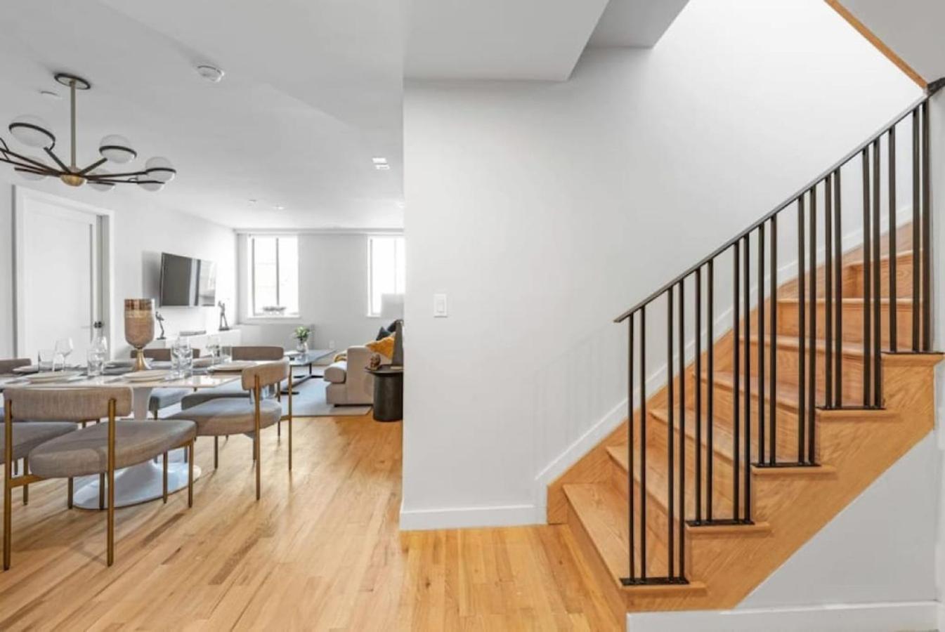 3br Penthouse With Massive Private Rooftop