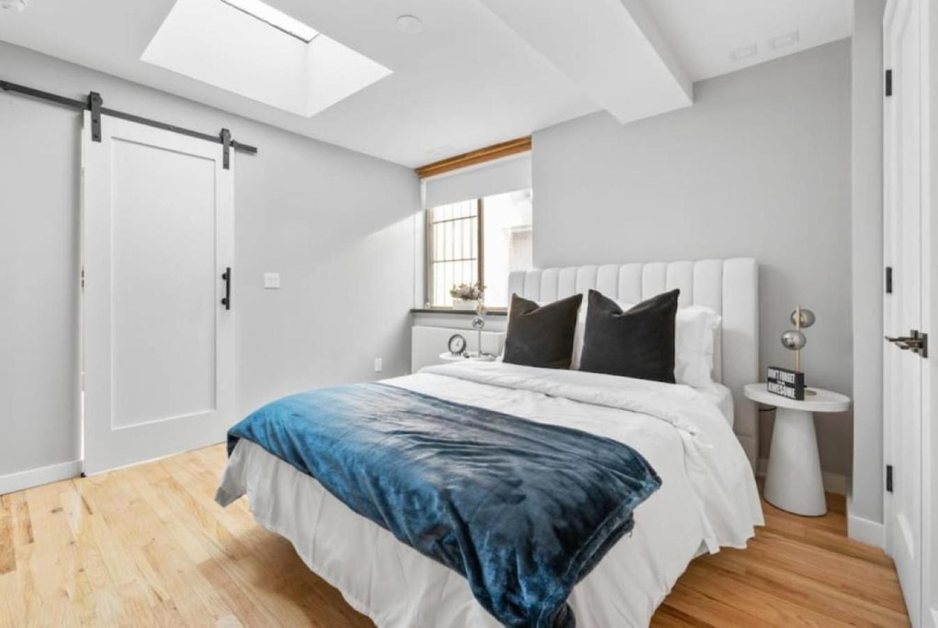 3br Penthouse With Massive Private Rooftop *