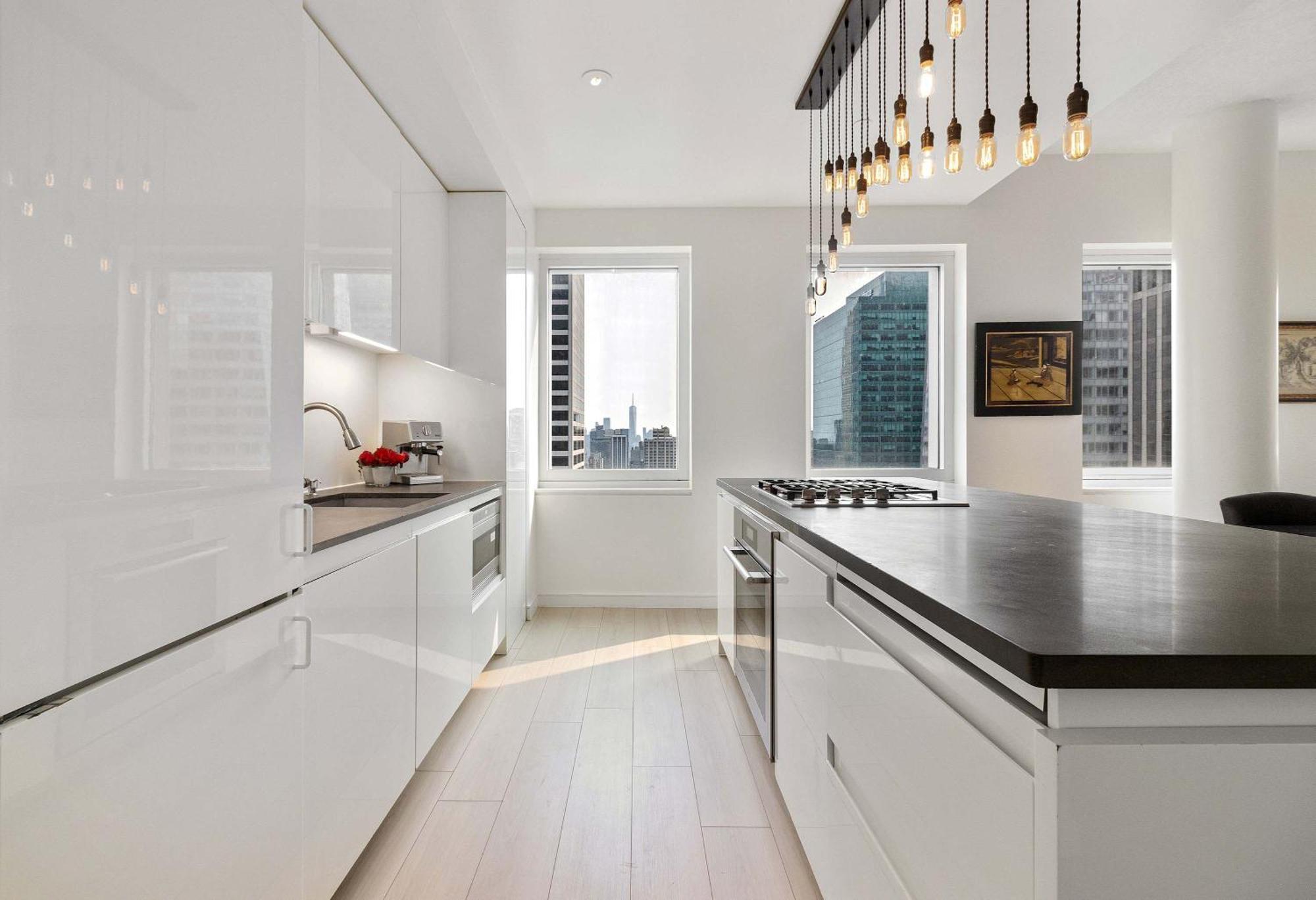 Exclusive Luxury Manhattan Penthouse Apartment, Sleeps 10, Midtown Apartment