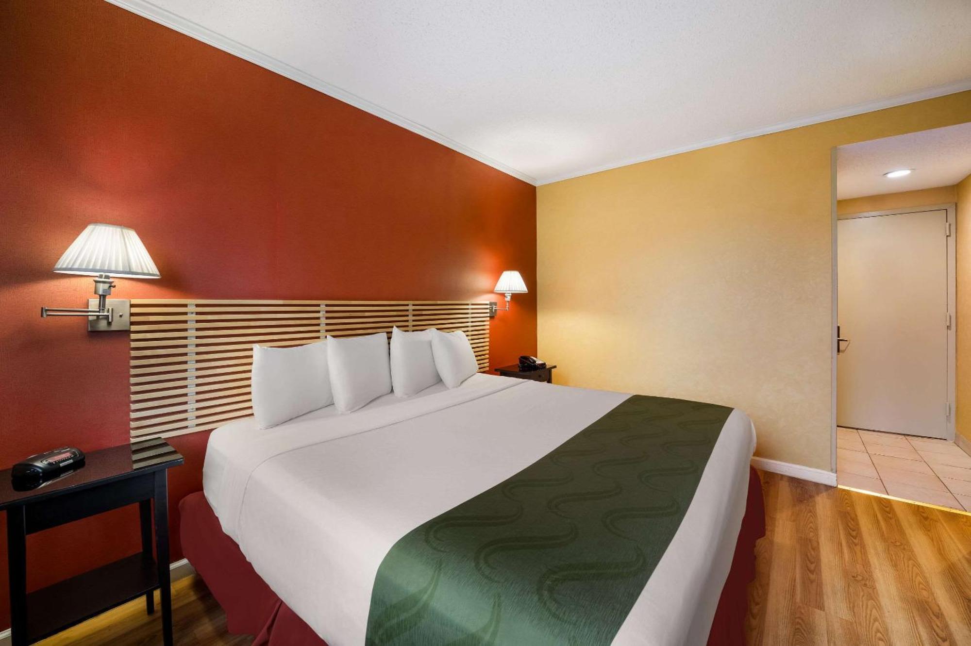 Hotel Quality Jfk Airport Rockaway Blvd 2*