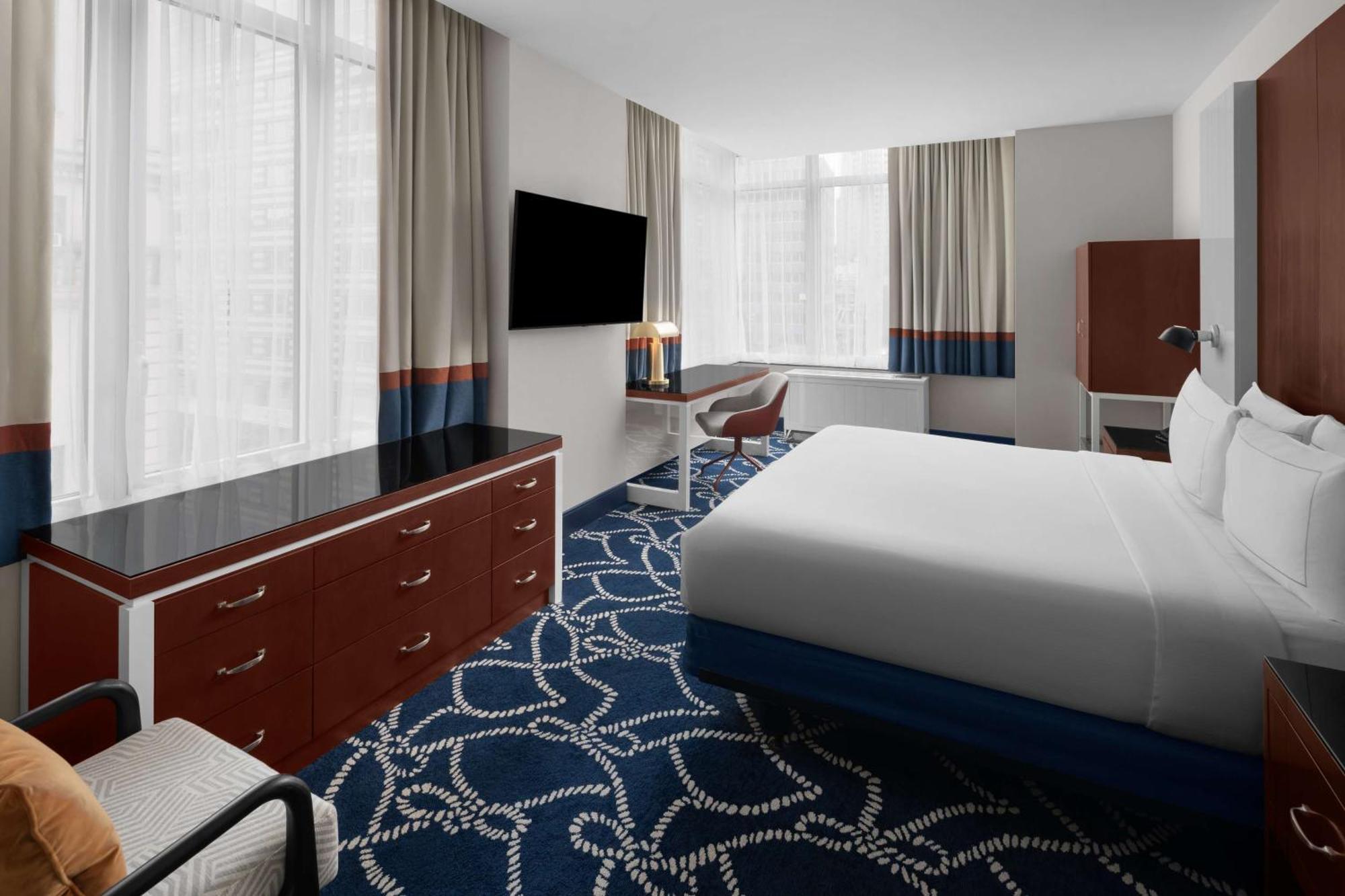 Hotel Hilton Brooklyn - Newly Renovated 4*
