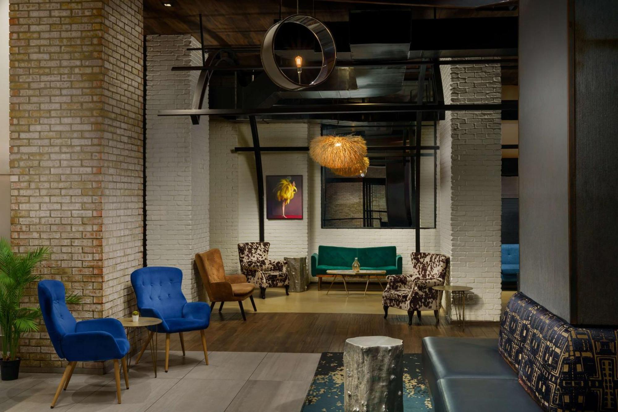 Doubletree By Hilton New York Times Square West Hotel 4*