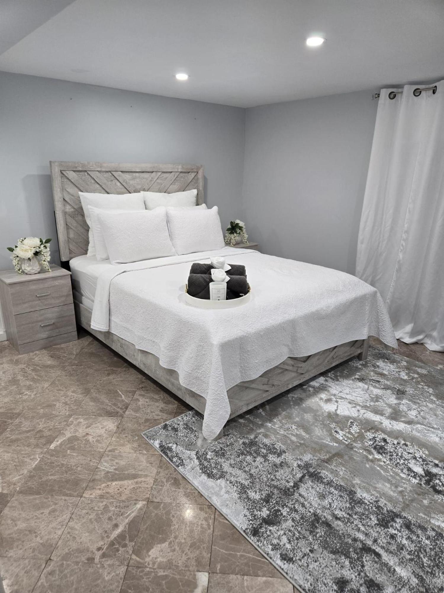 Apartment Modern Oasis 1