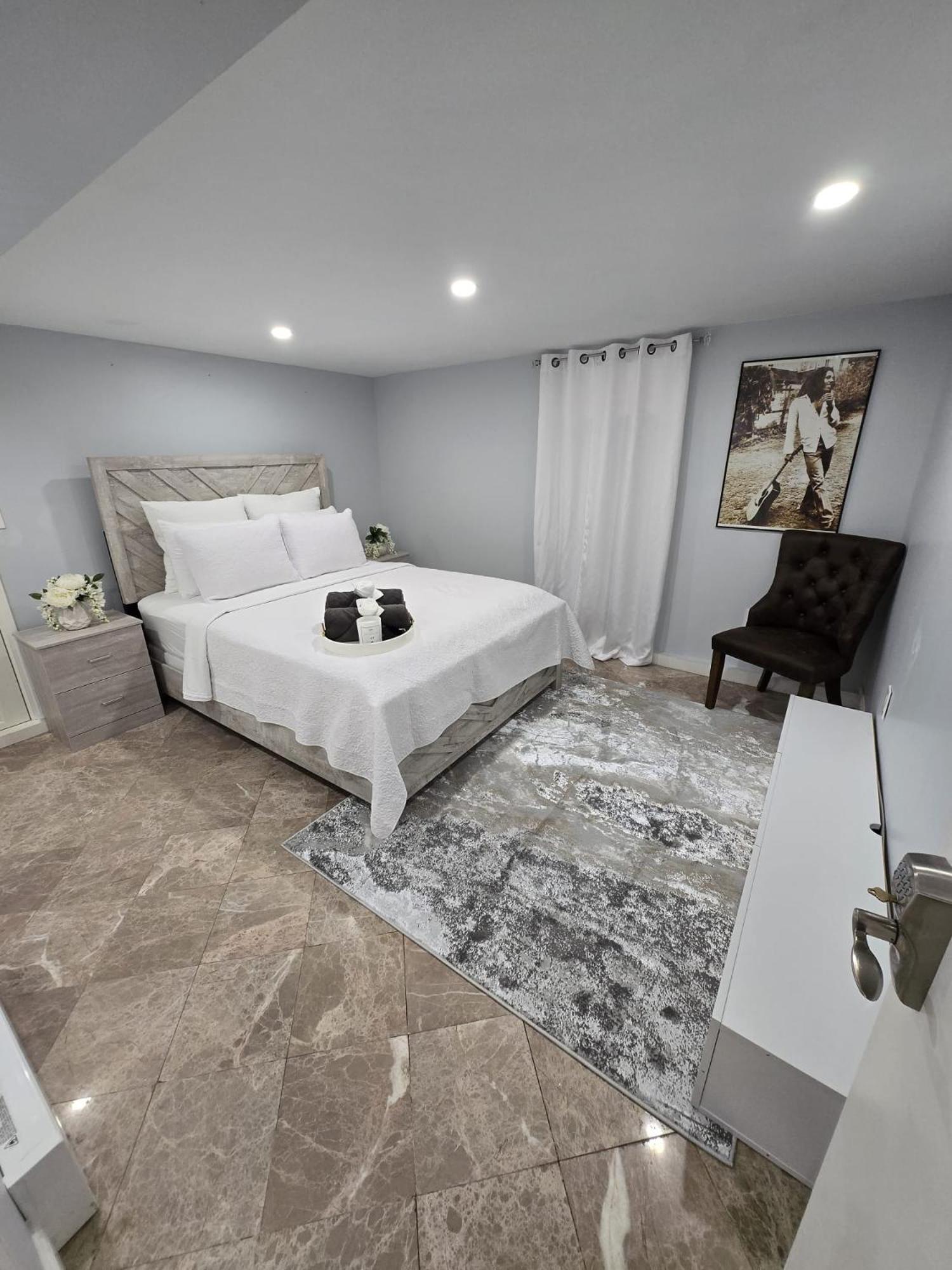 Modern Oasis 1 New York