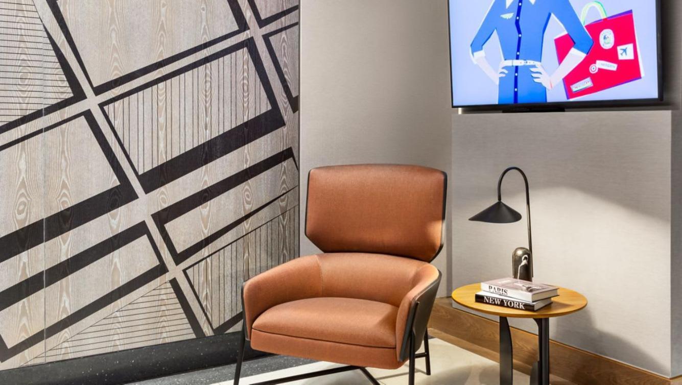 The Vibe On 5th Iv Vibe 8753 * New York