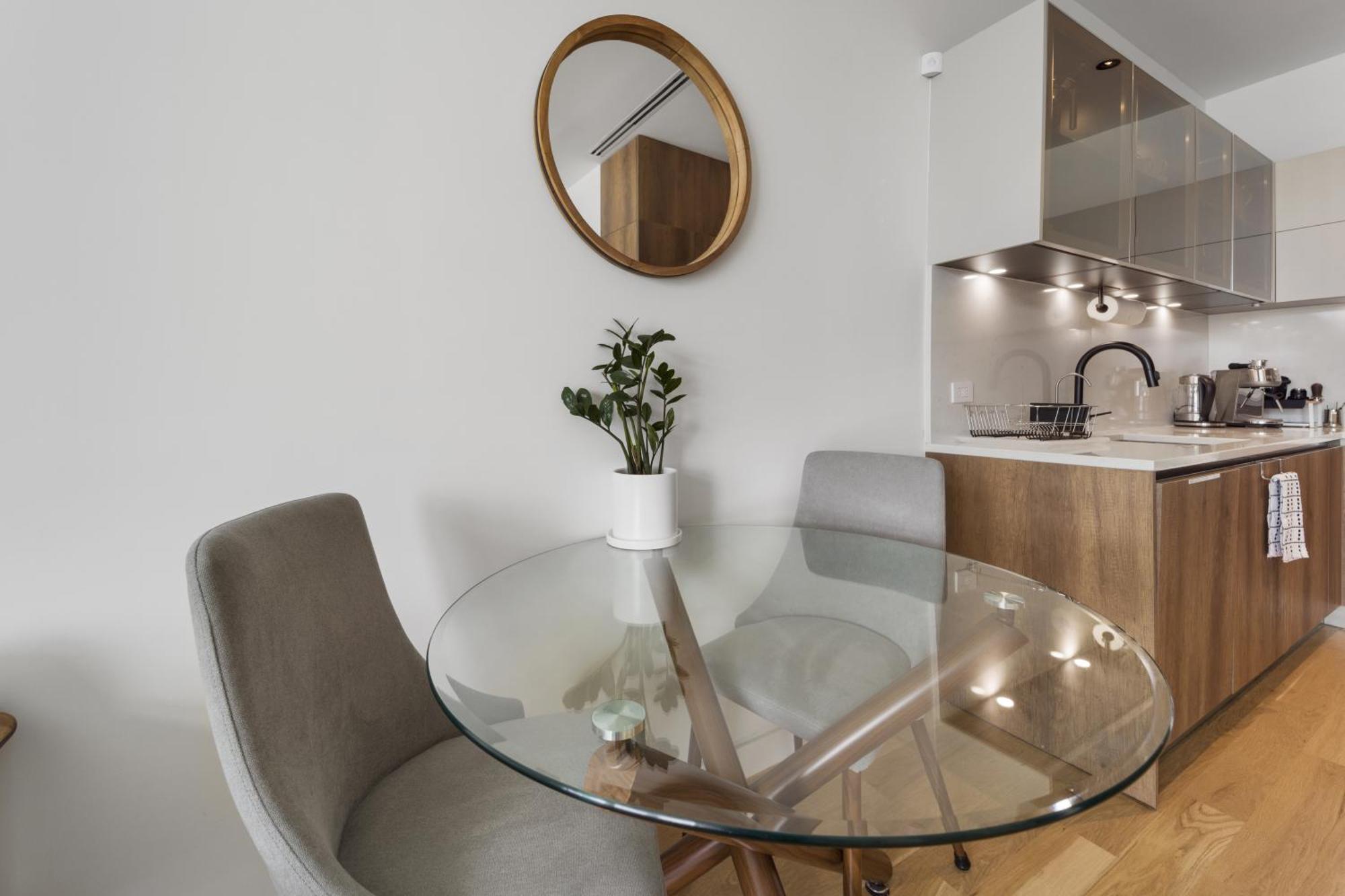 Sunny Oasis With Wd I Air I Desk I Free Park *