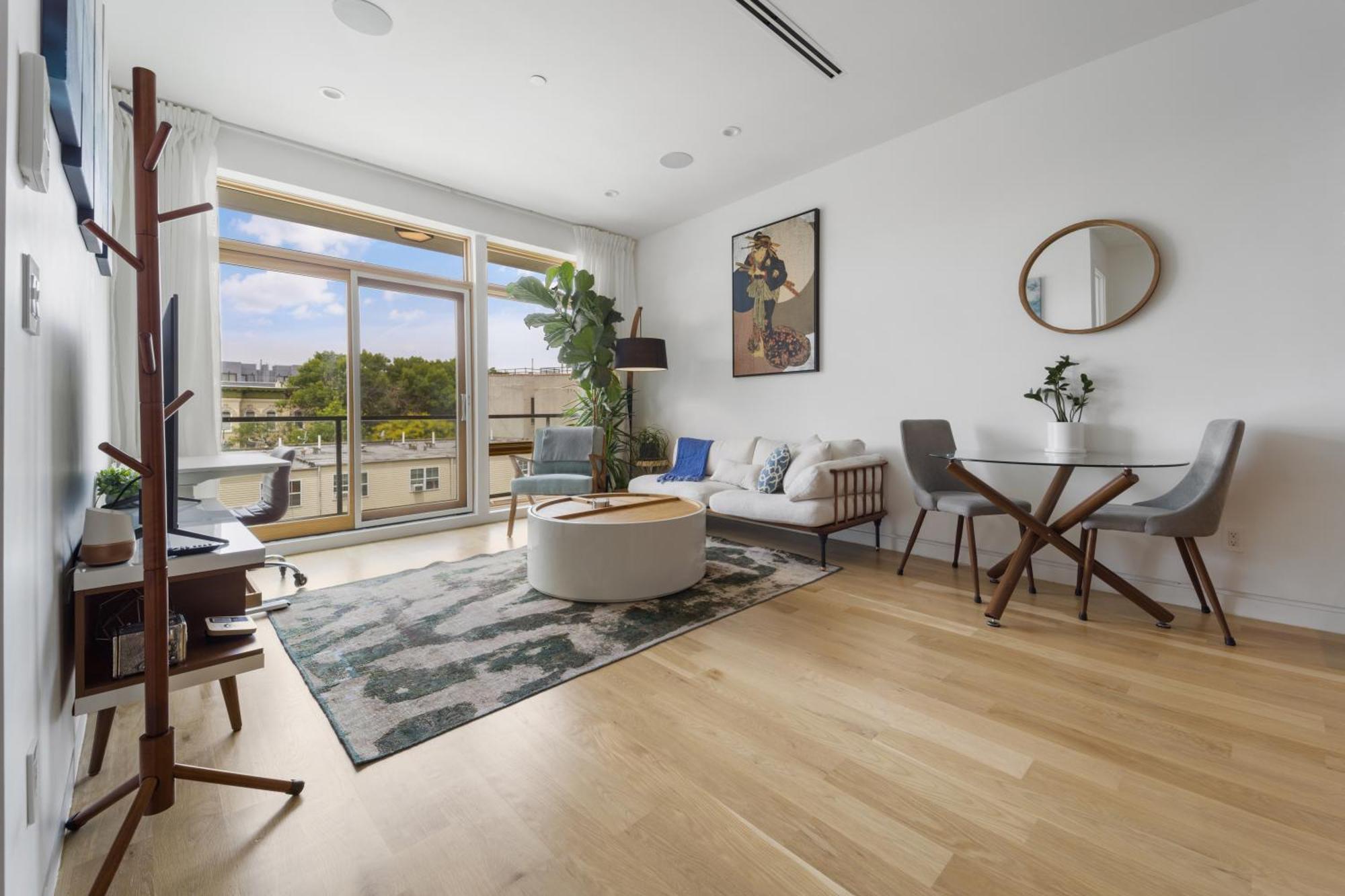 Sunny Oasis With Wd I Air I Desk I Free Park Apartment New York