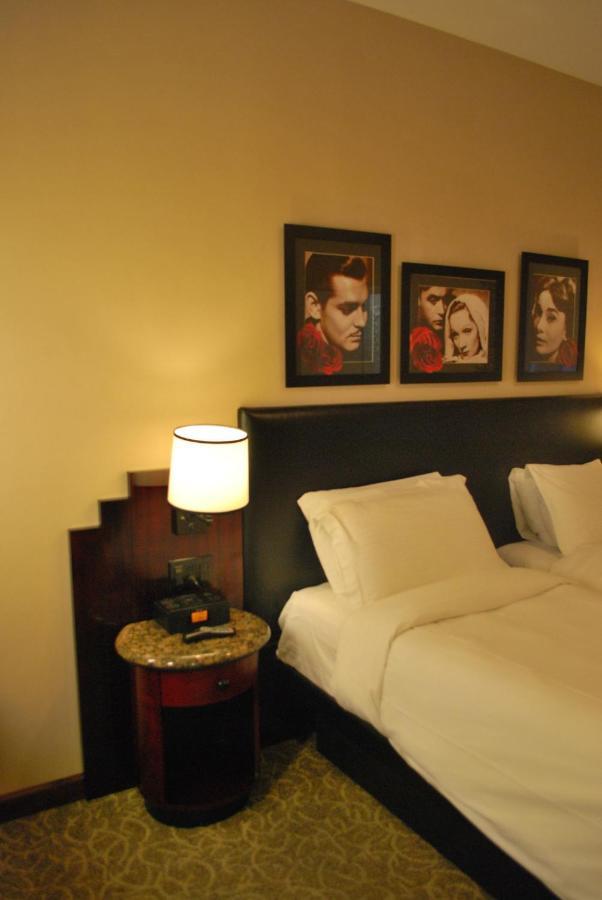 Hotel Washington Square