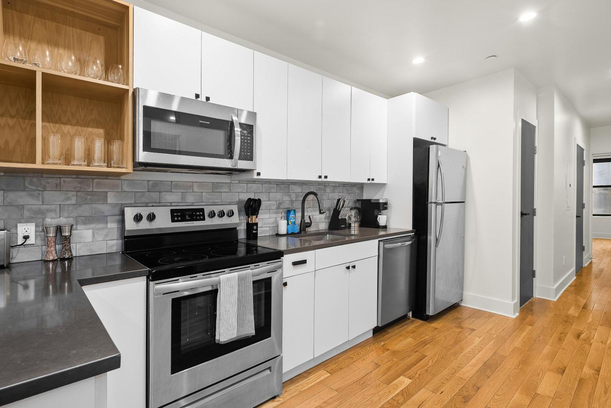 Prime Nyc Location 4br Spacious Haven