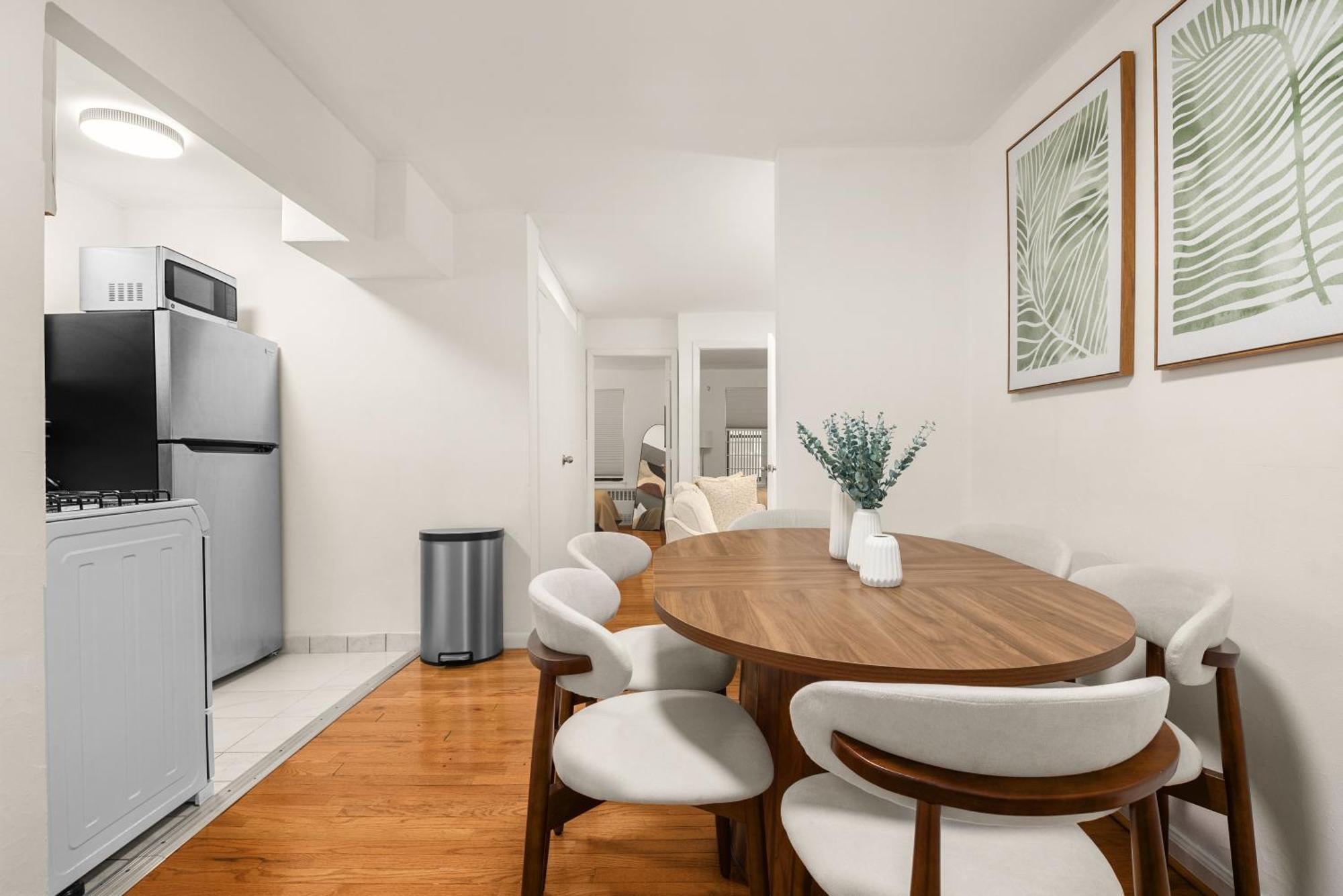 East Village Manhattan 3br For Life Apartment *