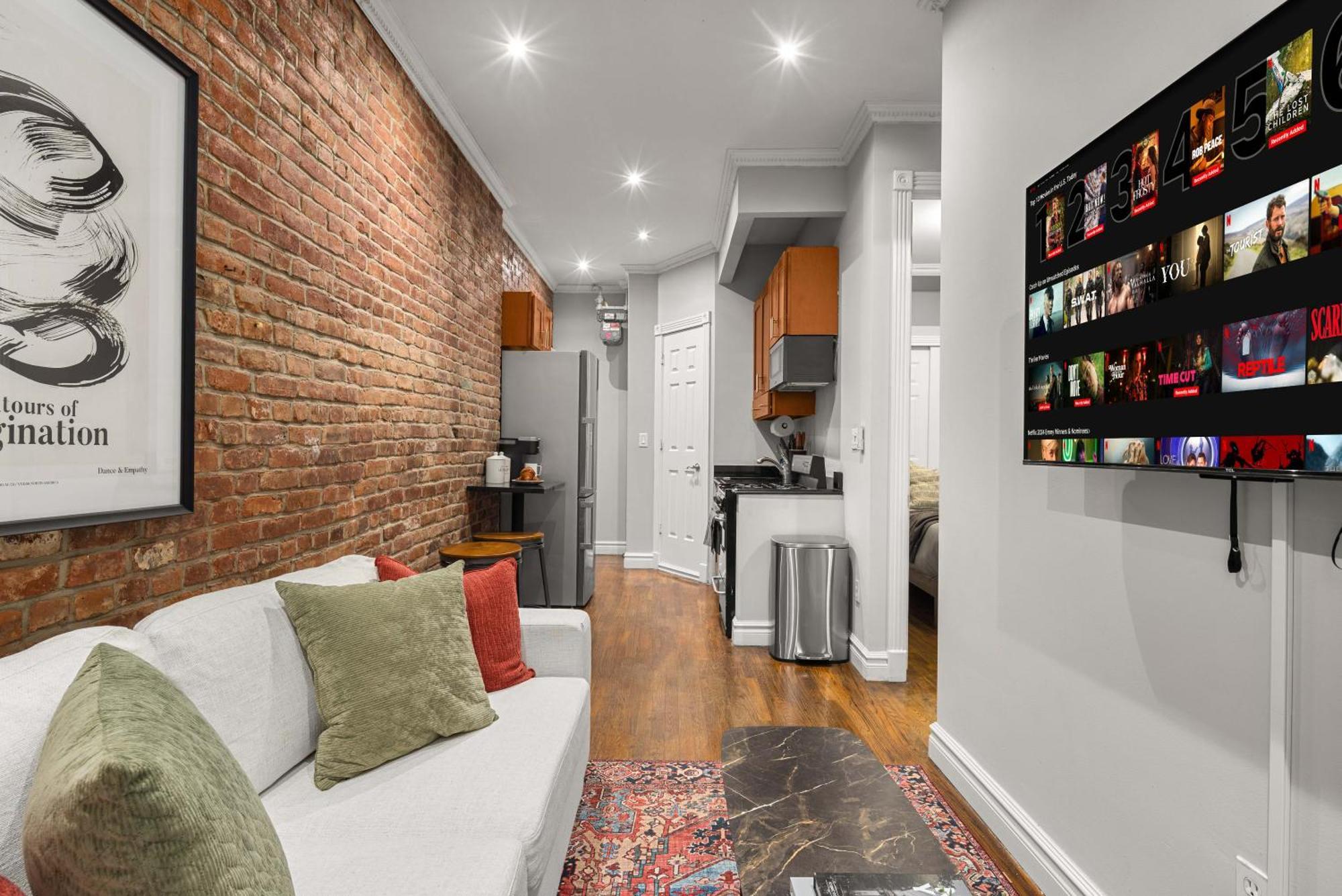 Stylish Escape Modern 2br On Street