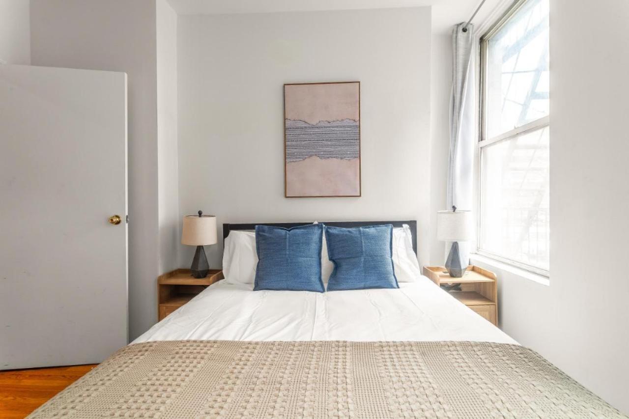 Cozy 3bd Walk To Empire State & Times Sq! New York