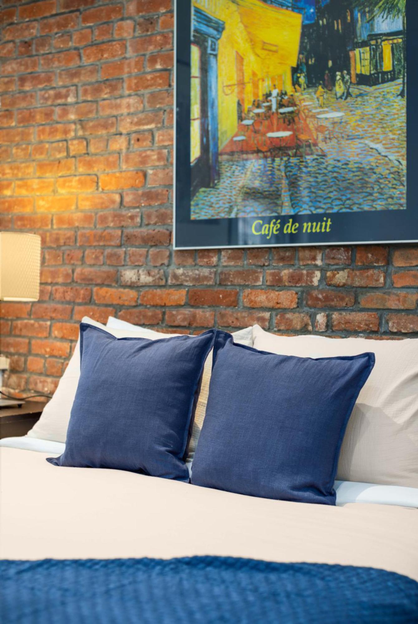 Nyc's Prime Location Upscale 2br Apartment New York