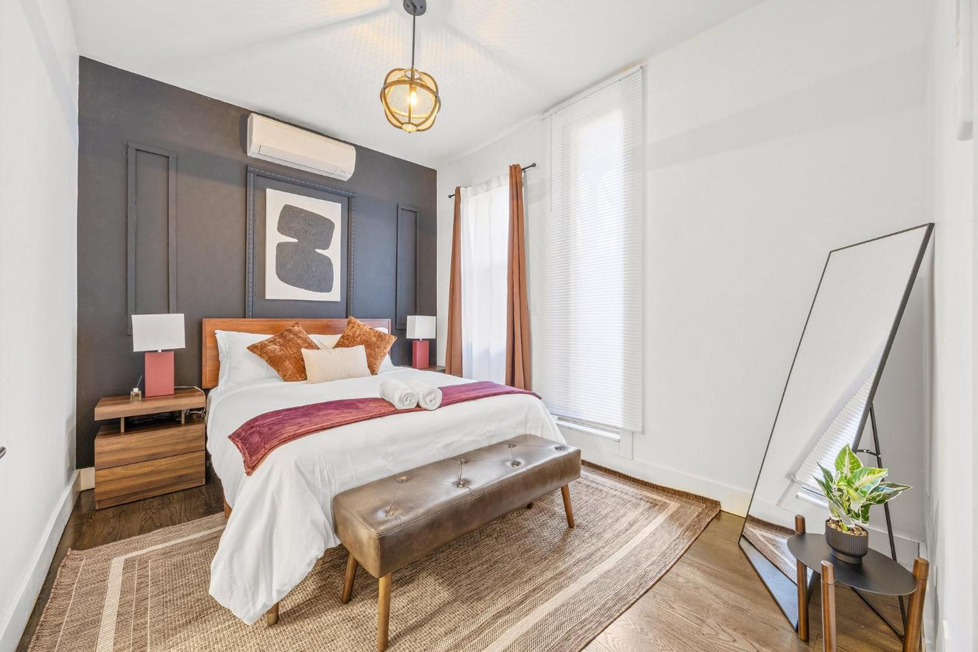 Mid-century 5br And 5 Baths W Ps5 & Laundry Apartment New York