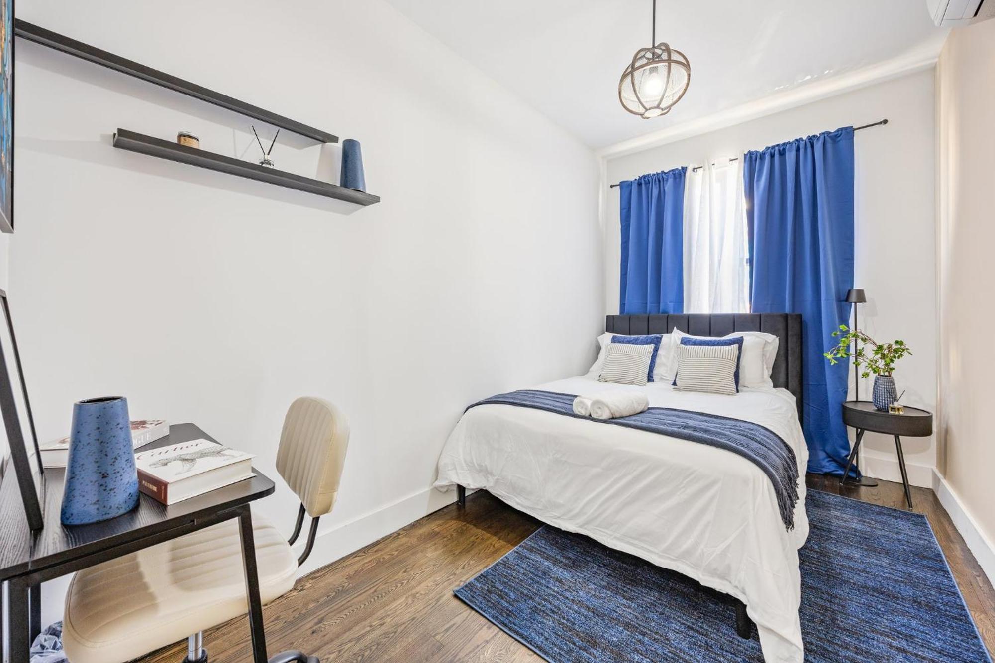 Apartment Mid-century 5br And 5 Baths W Ps5 & Laundry