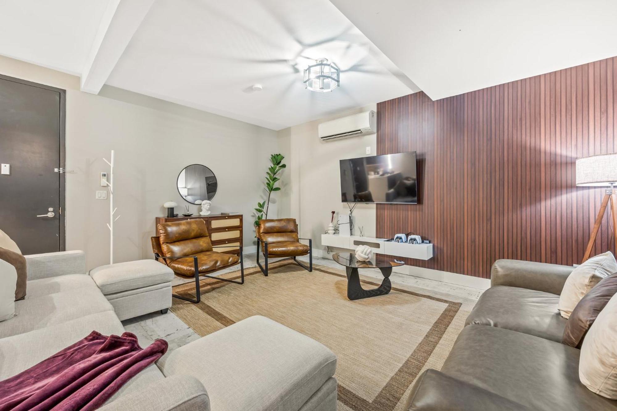 Apartment Mid-century 5br And 5 Baths W Ps5 & Laundry New York