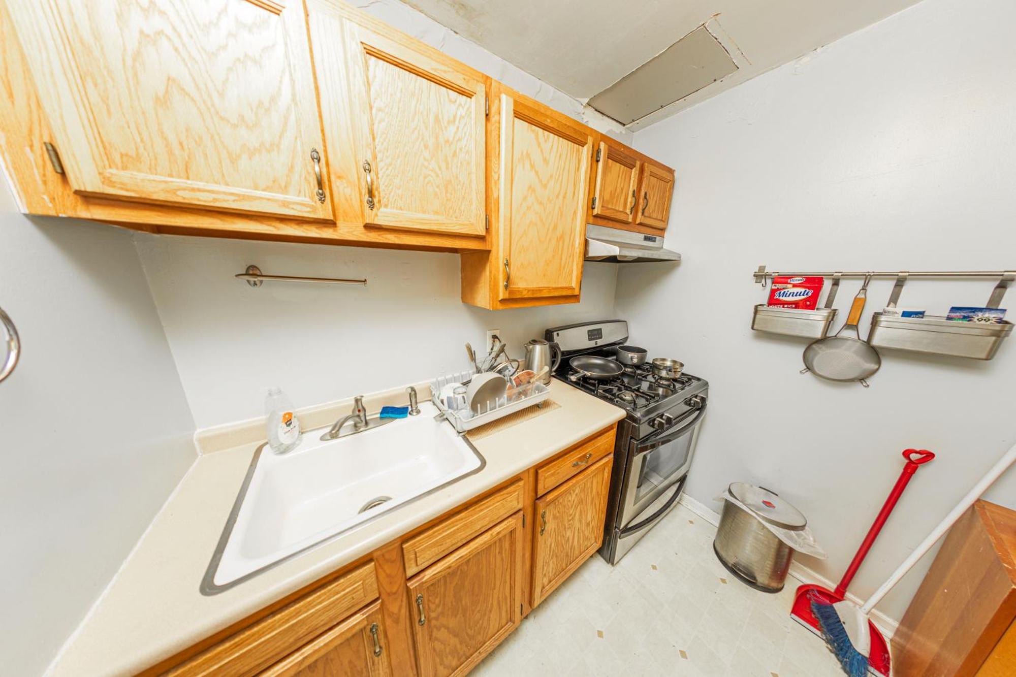 & Play Red Adult In Williamsburg Appartement