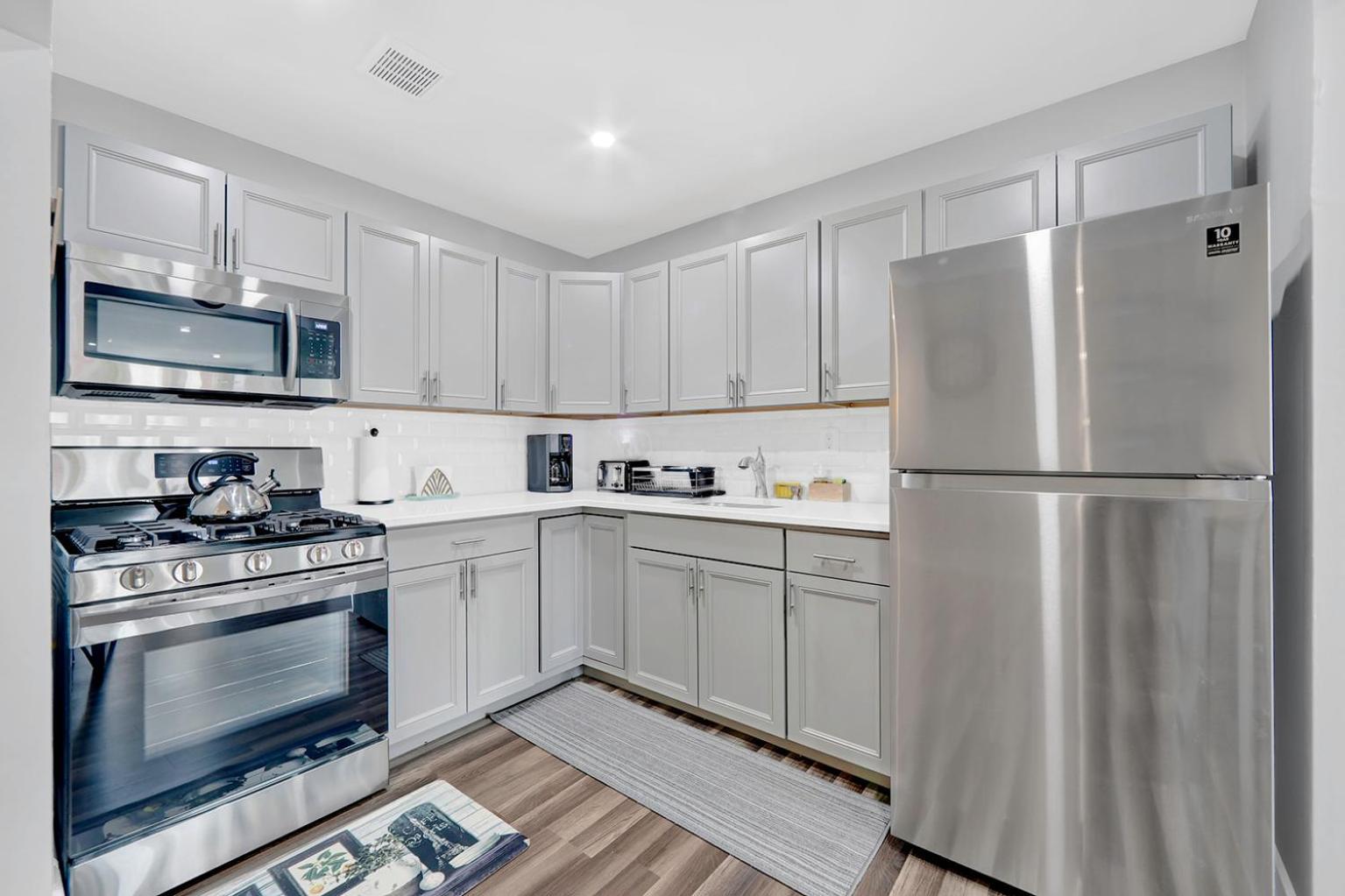 Apartment The Cozy Getaway In Edgemere Community New York