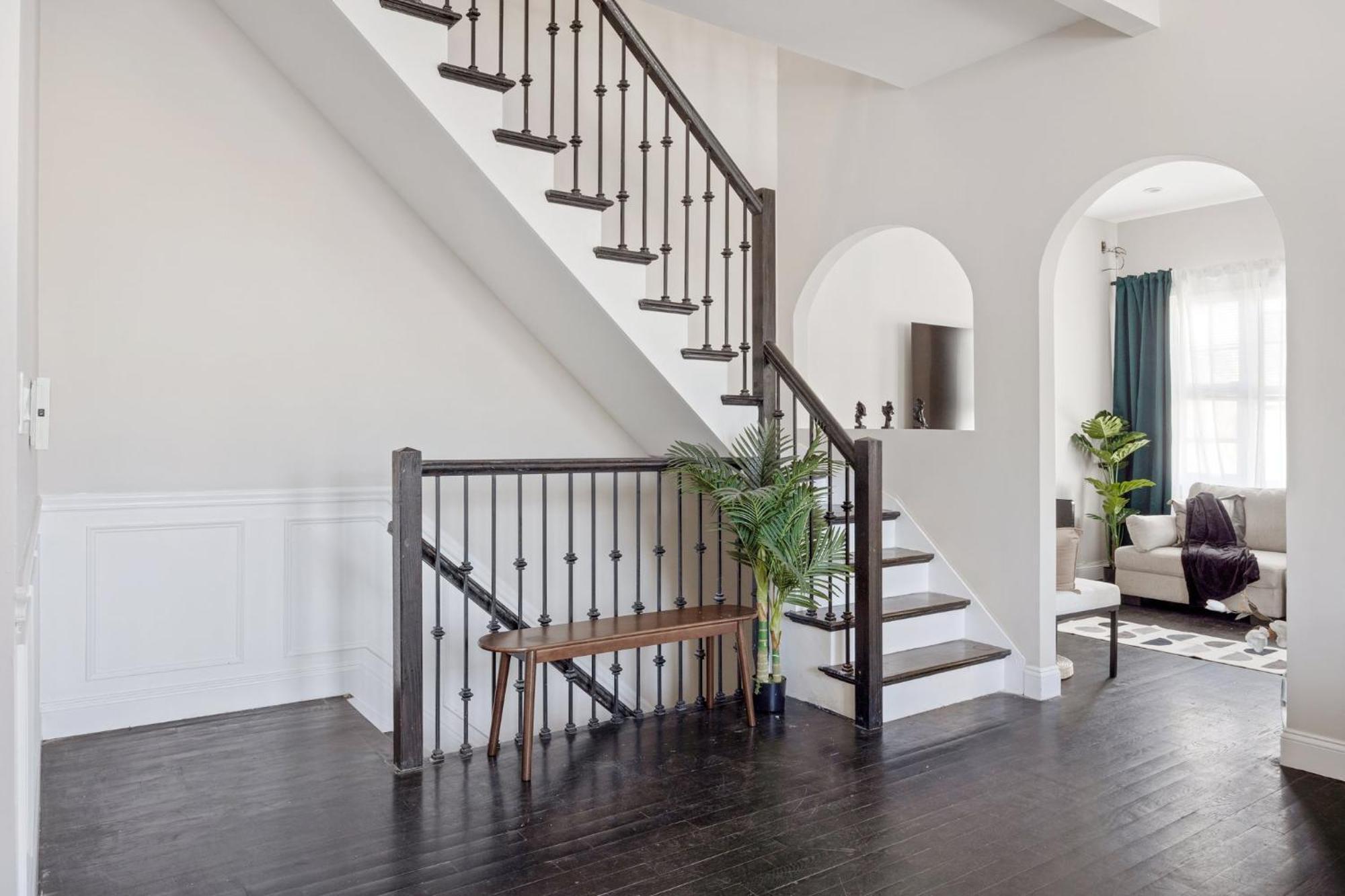 Apartment Biggest Duplex 6bd In Bushwick For 16 Guests *