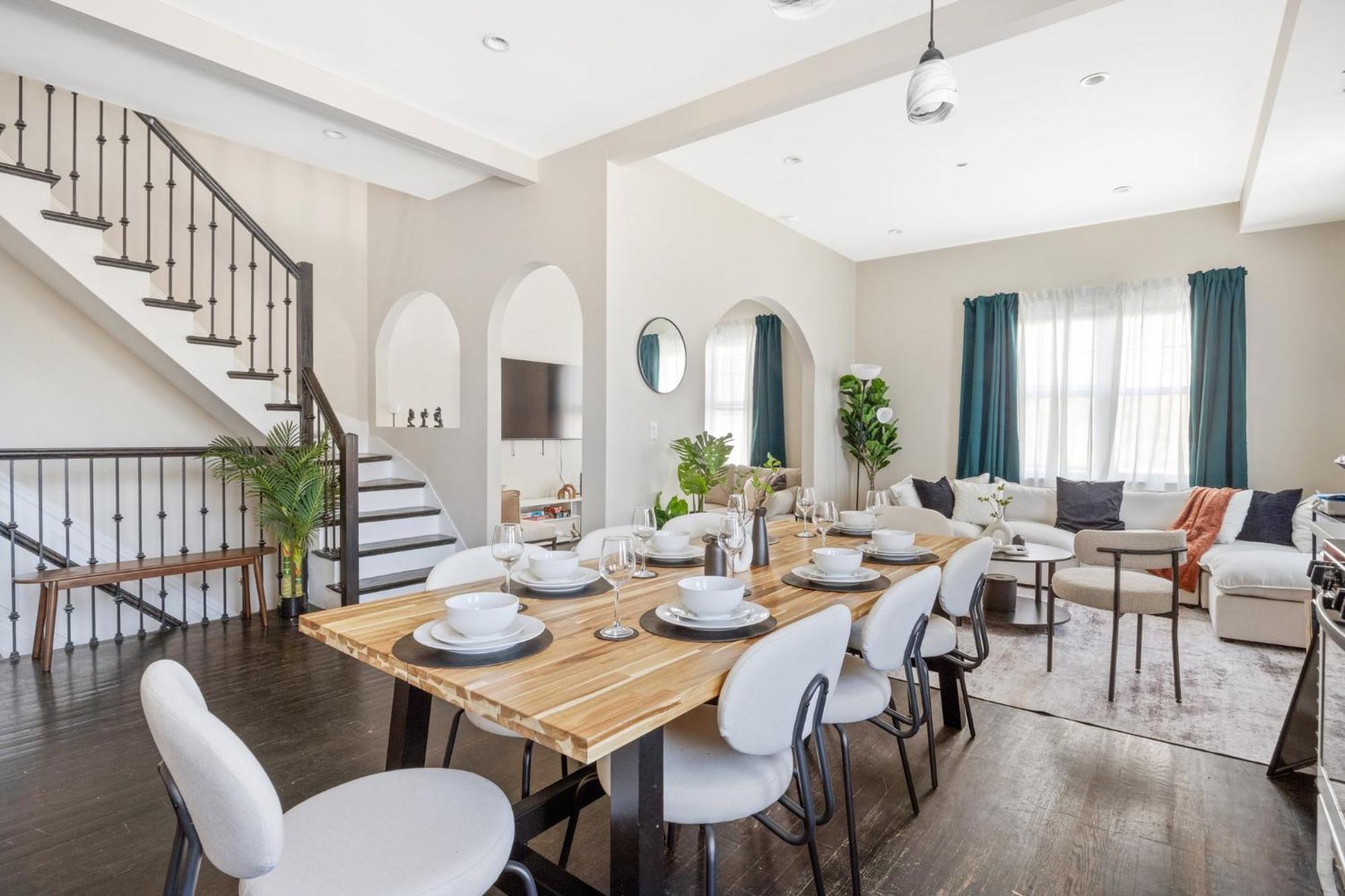 Biggest Duplex 6bd In Bushwick For 16 Guests New York