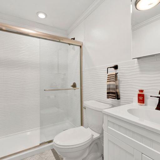 The Cozy Getaway In Edgemere Community Apartment *