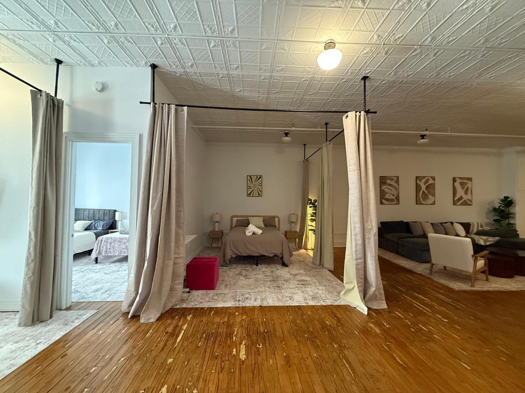 Apartment Soho Fancy 4 Bedroom 2000 Square Feet Loft