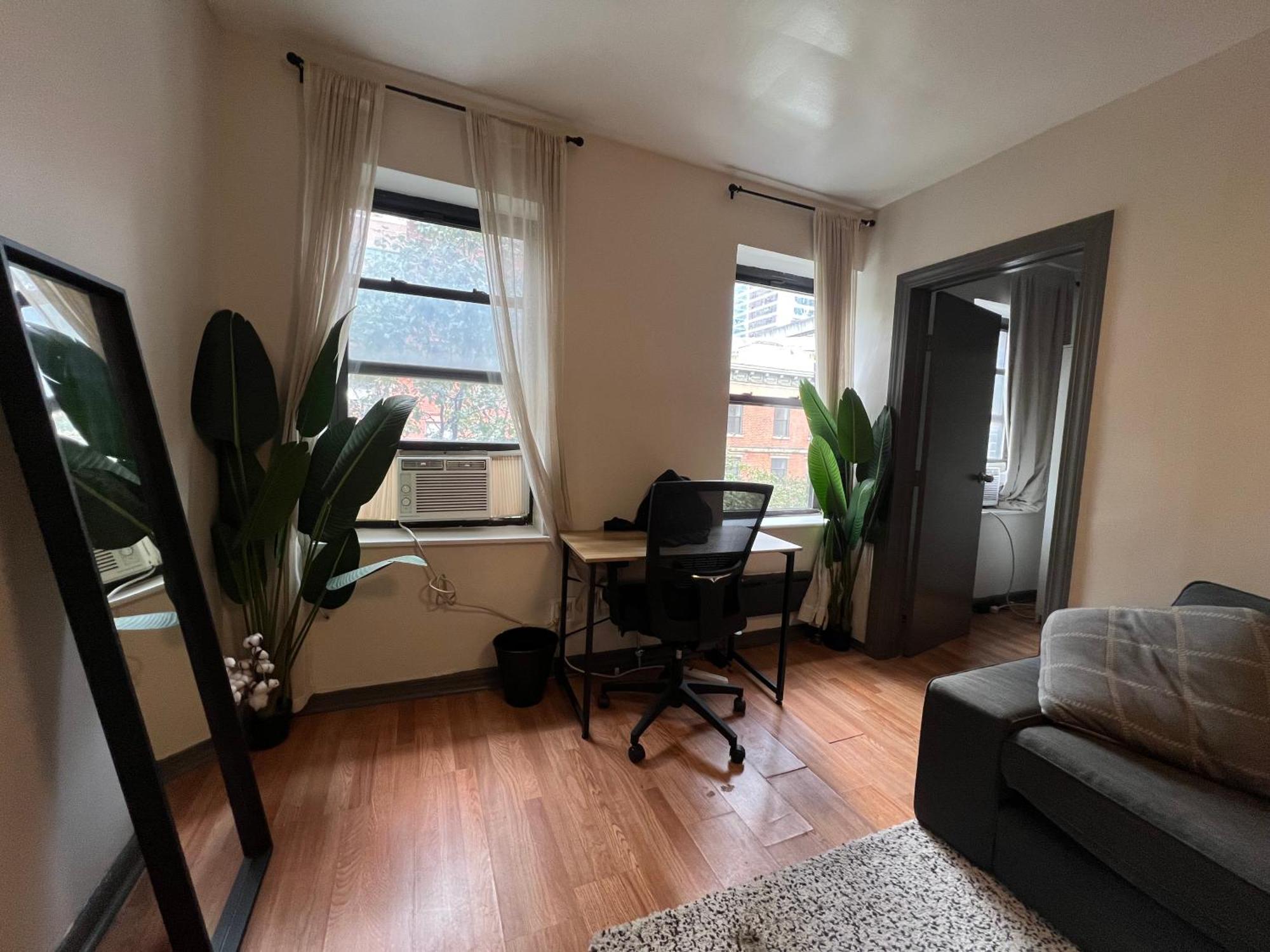 The Midtown Center Apartment *