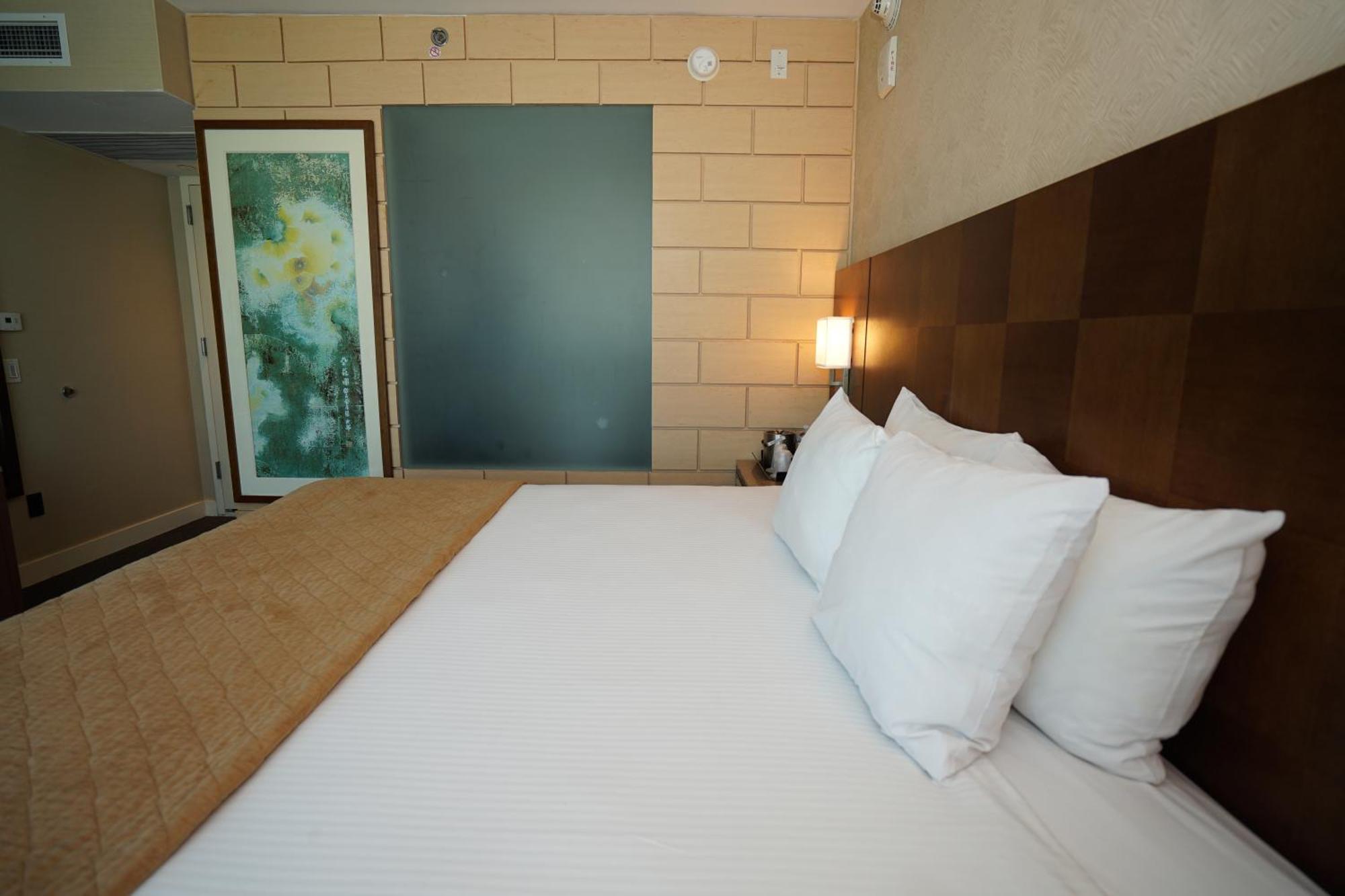 Wyndham Garden Chinatown Hotel 4*