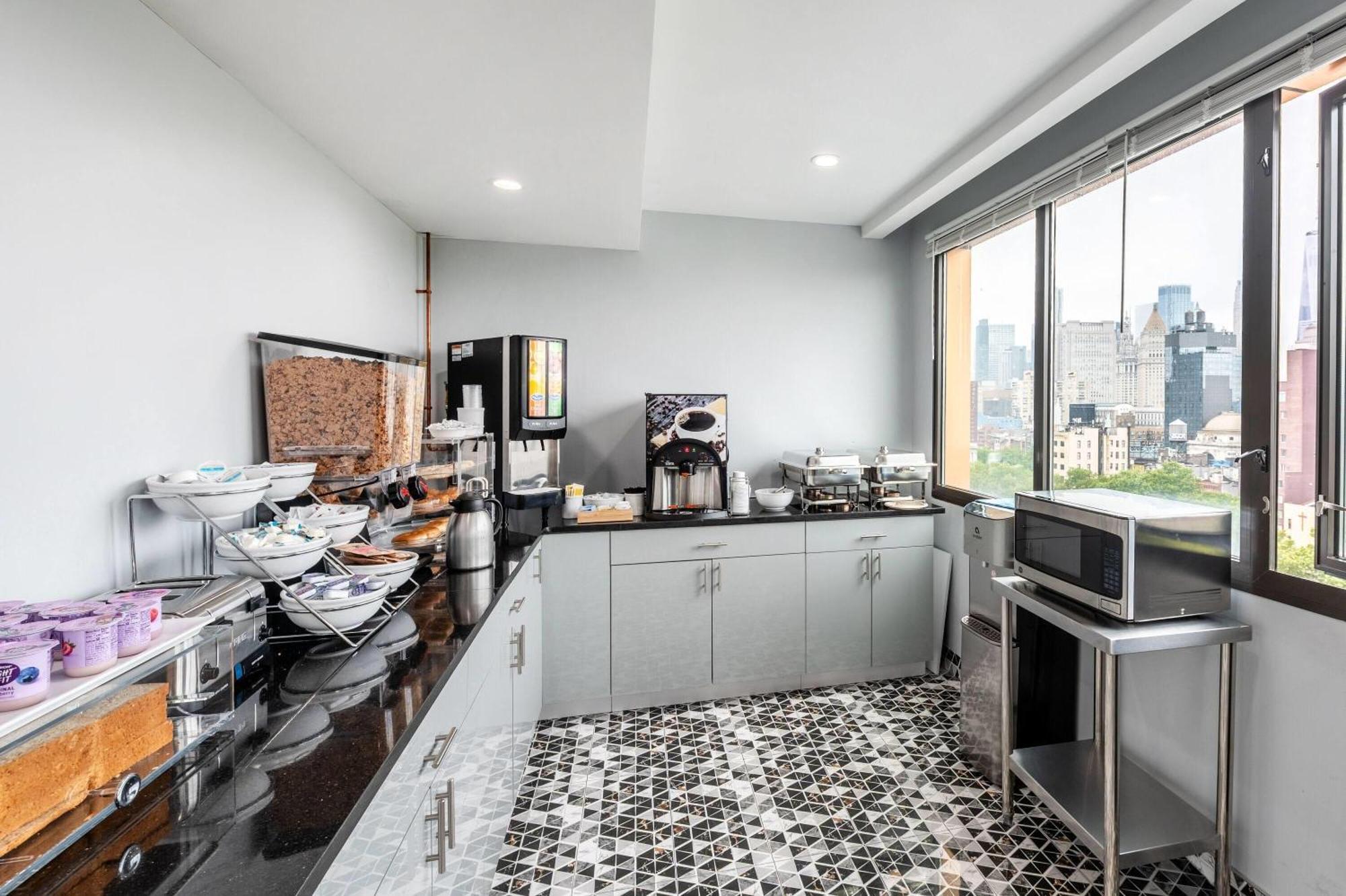 Days By Wyndham Chinatown Hotel New York