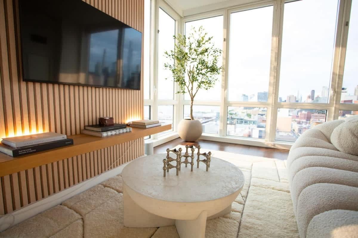 Modern Designer Stunning Hudson Views Corner Unit