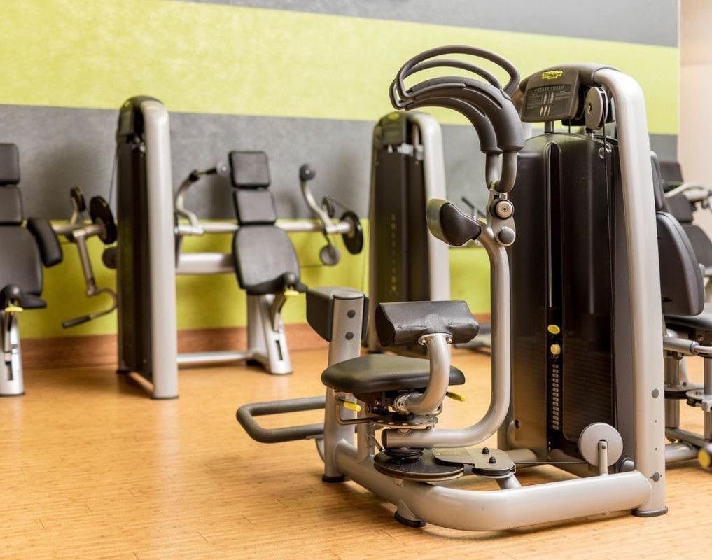 Luxury 2 Bed 2 Bath Unit In Prime Location Of Nyc Apartment