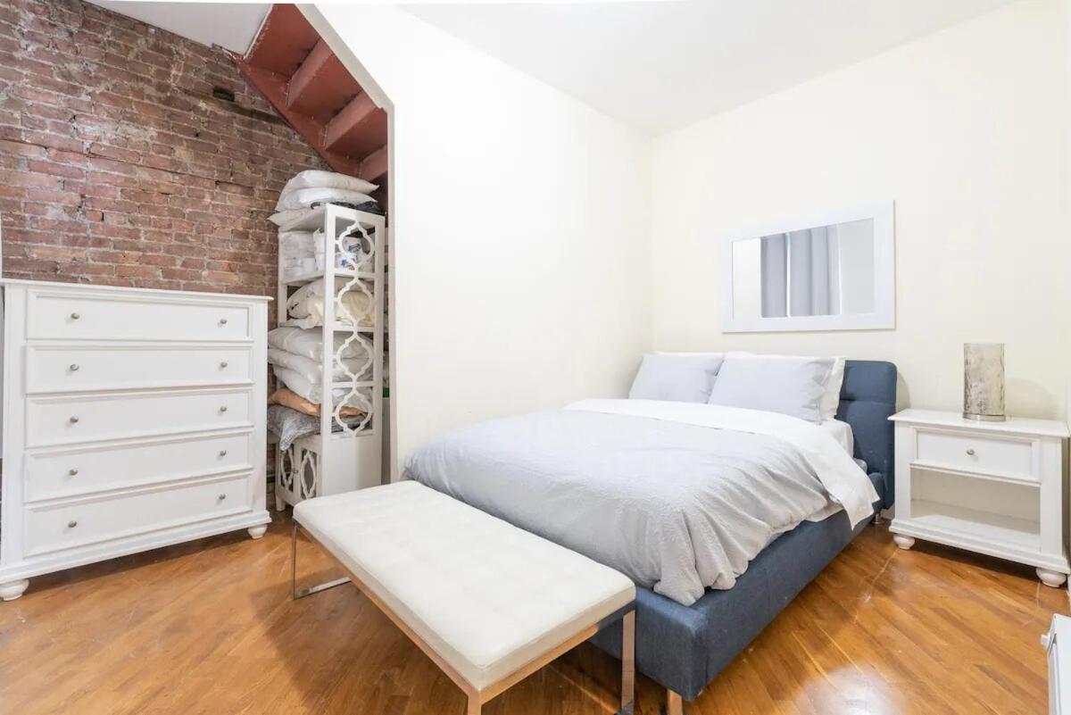 Apartment Prime Location Upper Manhattan Furnished *