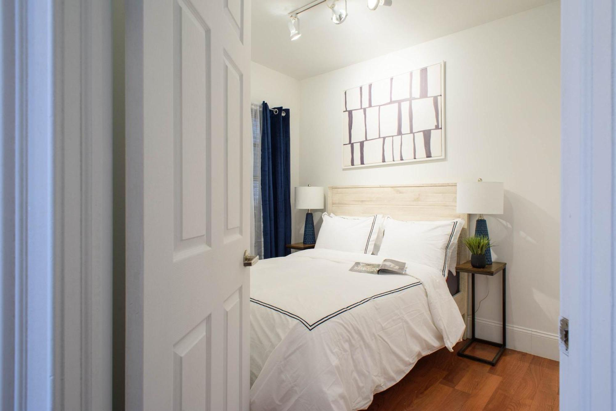 Apartment 69-5d Modern Lower East East 1br Brand New *