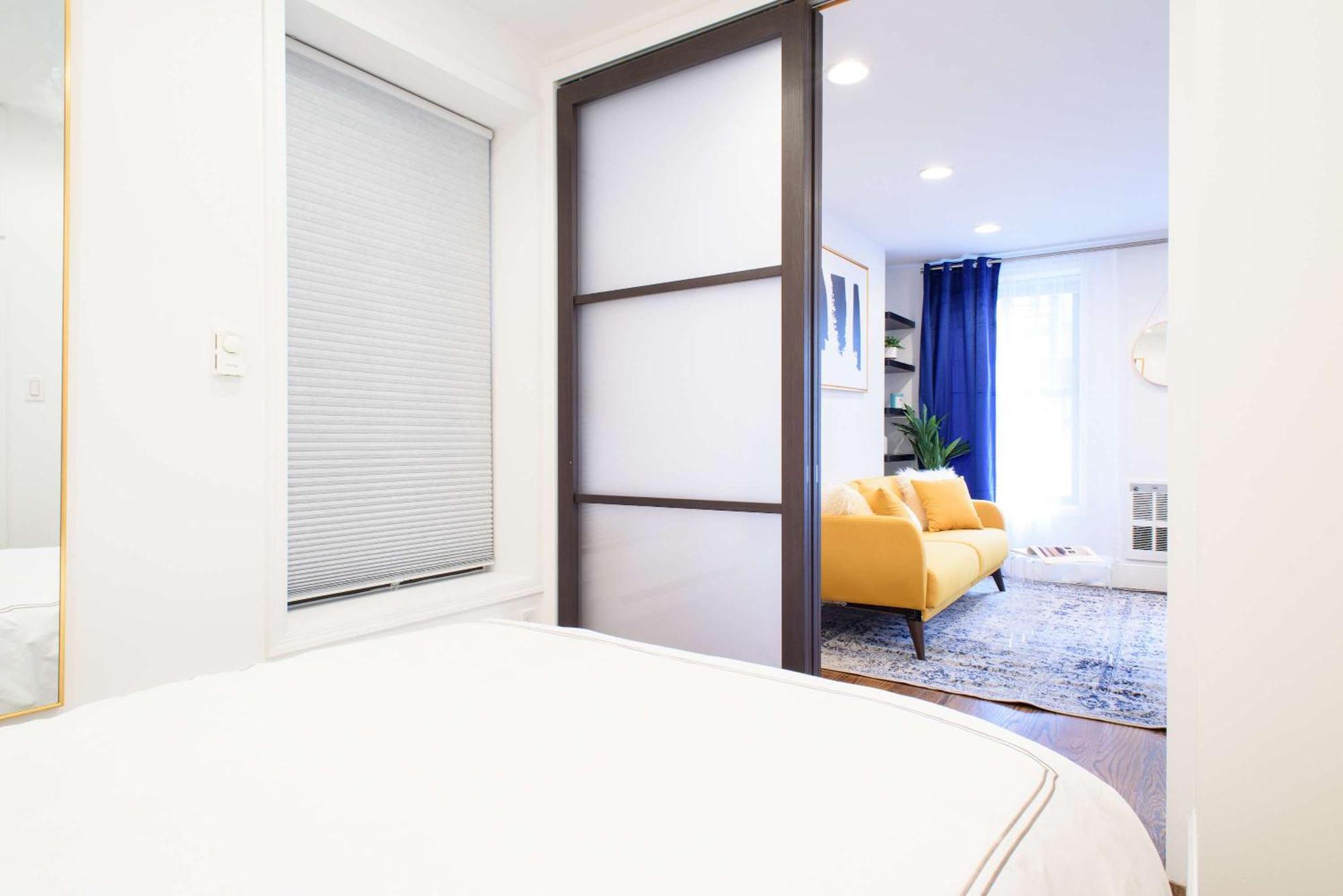 69-4a Quality New Prime Lower East East 1br *