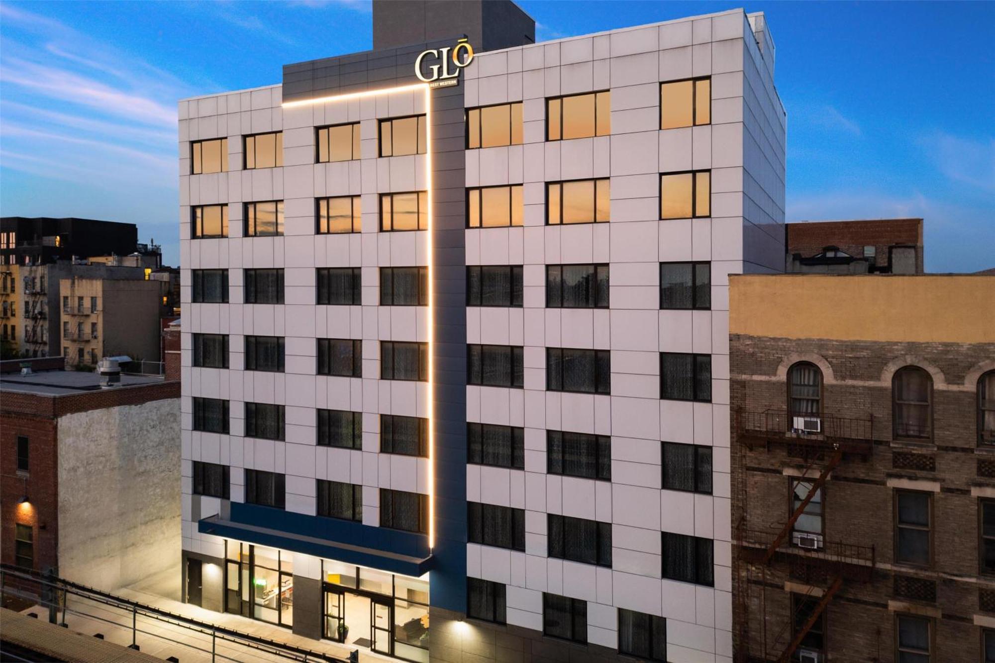 Glo Western Bronx Nyc New York