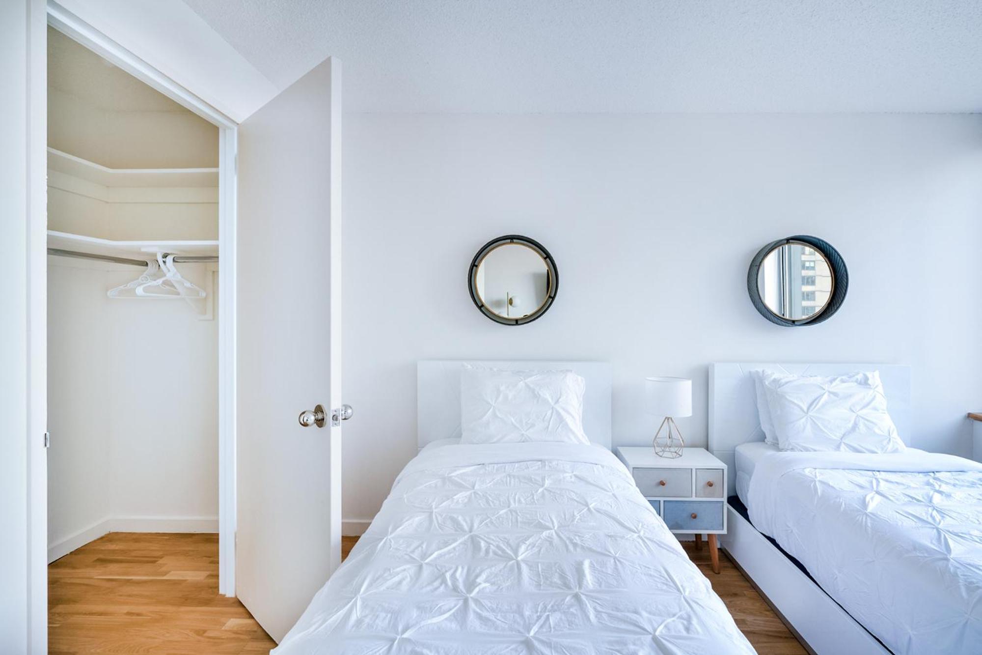 Apartment Luxury 2 Bed 2 Bath Unit In Prime Location Of Nyc *