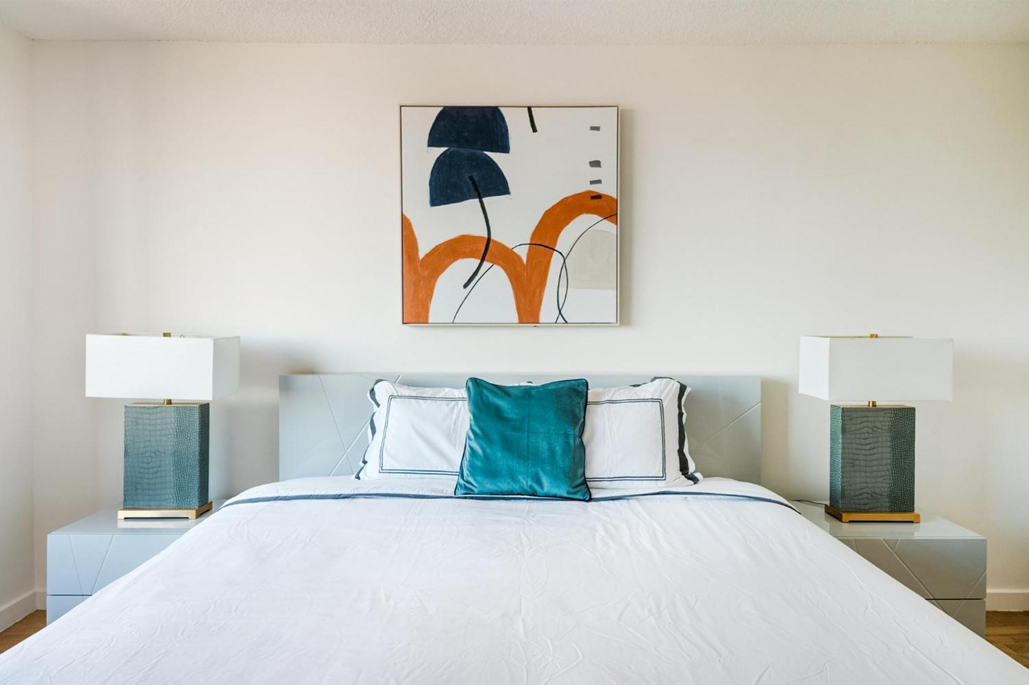 Luxury 2 Bed 2 Bath Unit In Prime Location Of Nyc * New York