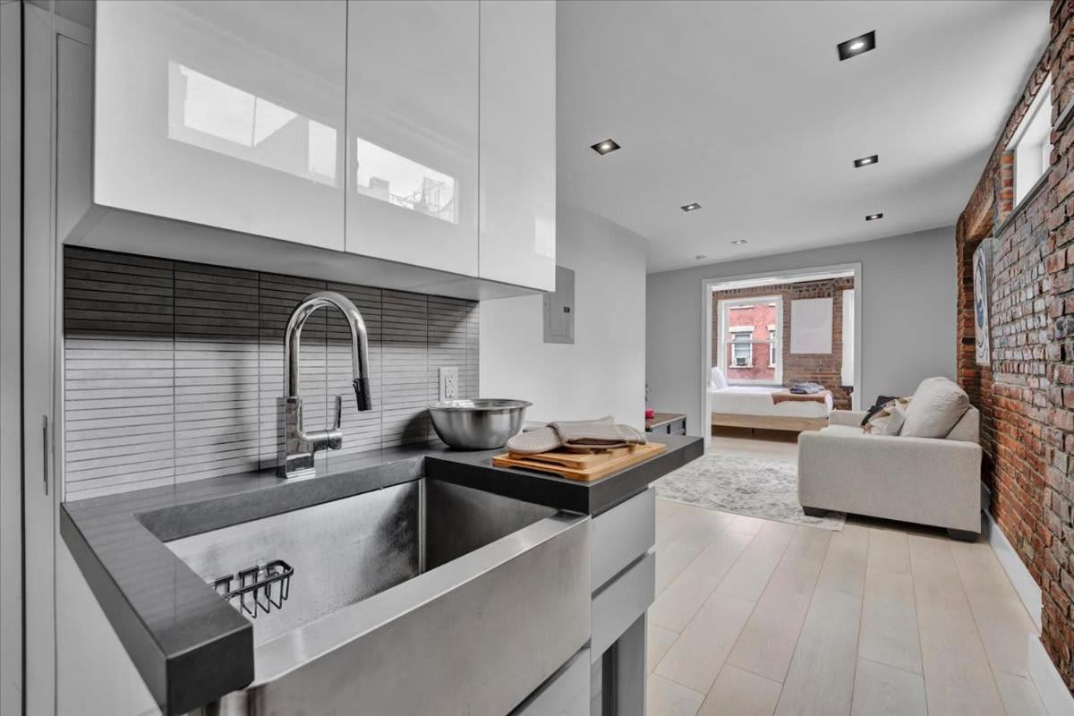 Soho Designer 2br W Balcony