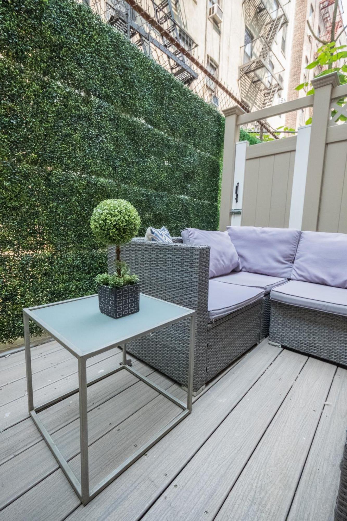 Spacious 4br 2ba With Private Outdoor Space Uws