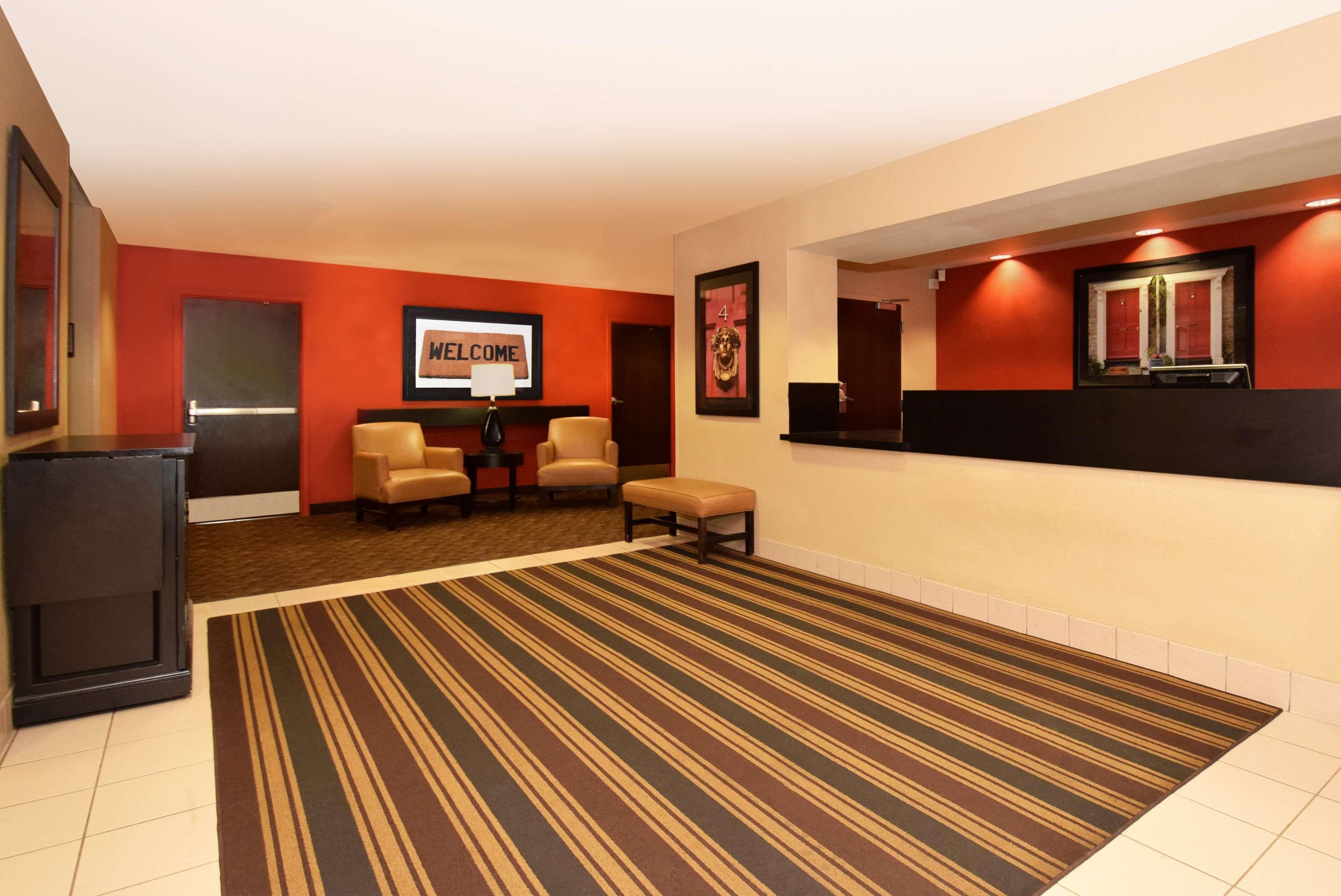 Hotel Extended America - - Laguardia Airport New York