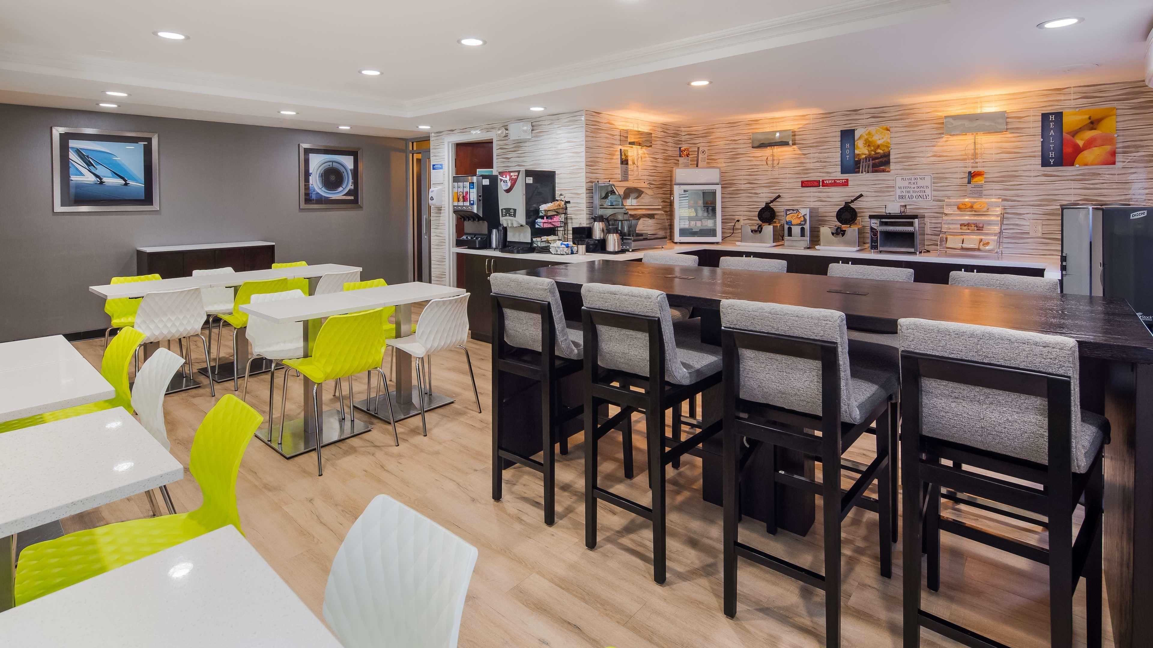 Western Jfk Airport Hotel 3*