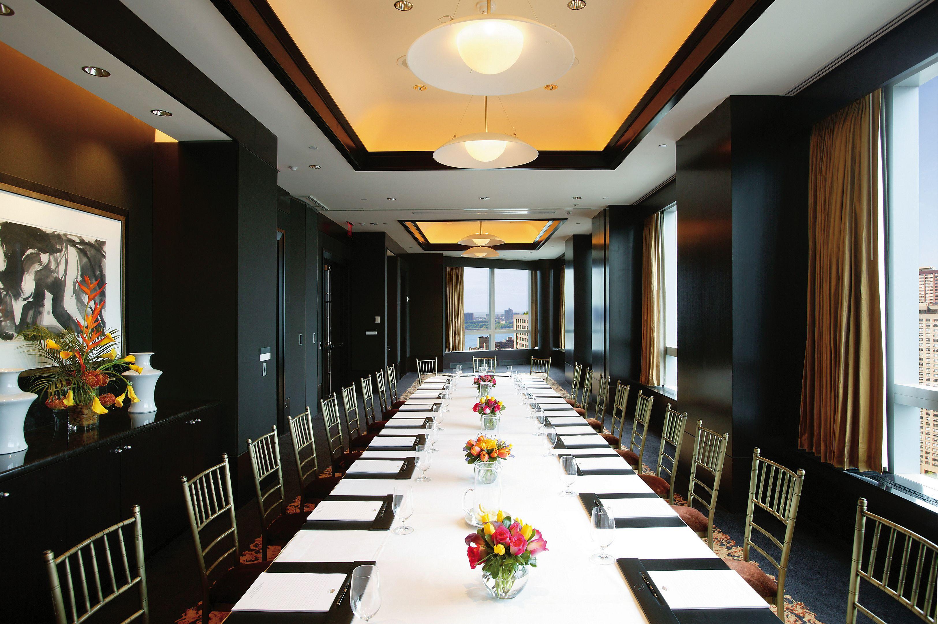 Mandarin Oriental, Hotel