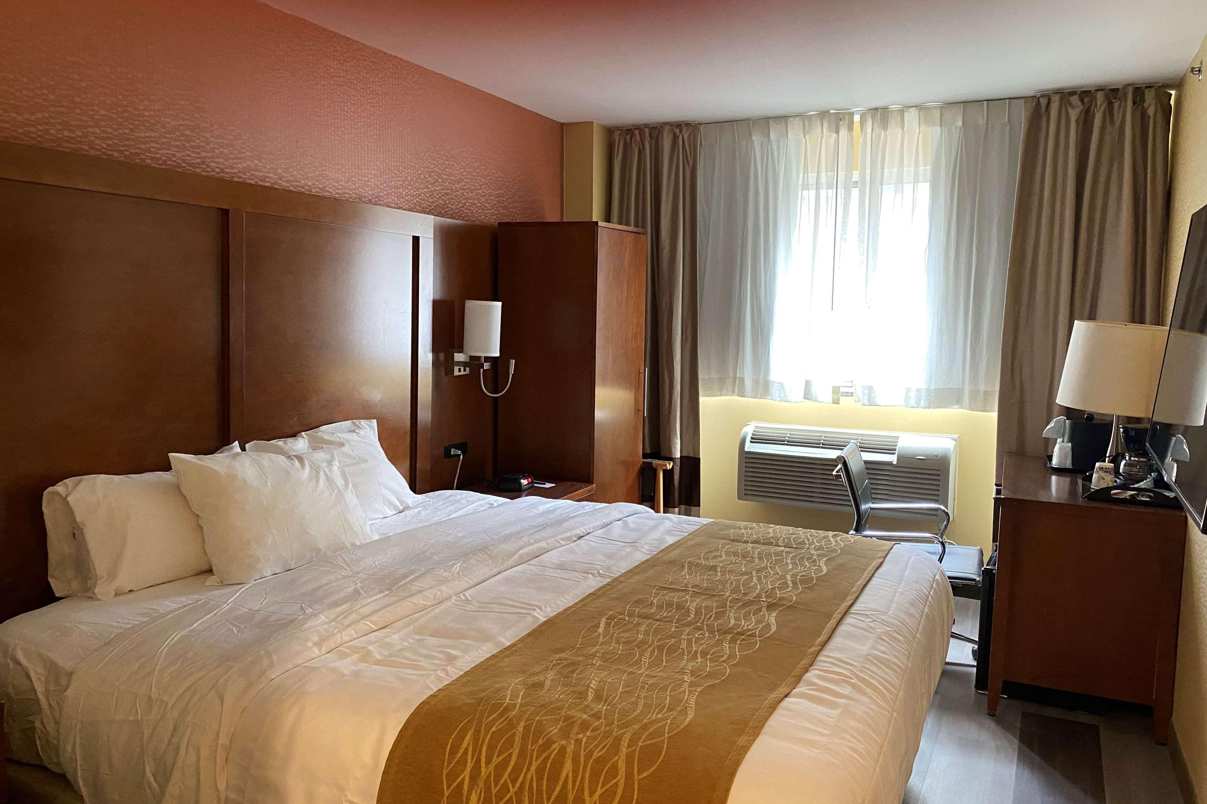 Ramada By Wyndham Times Square West Hotel New York