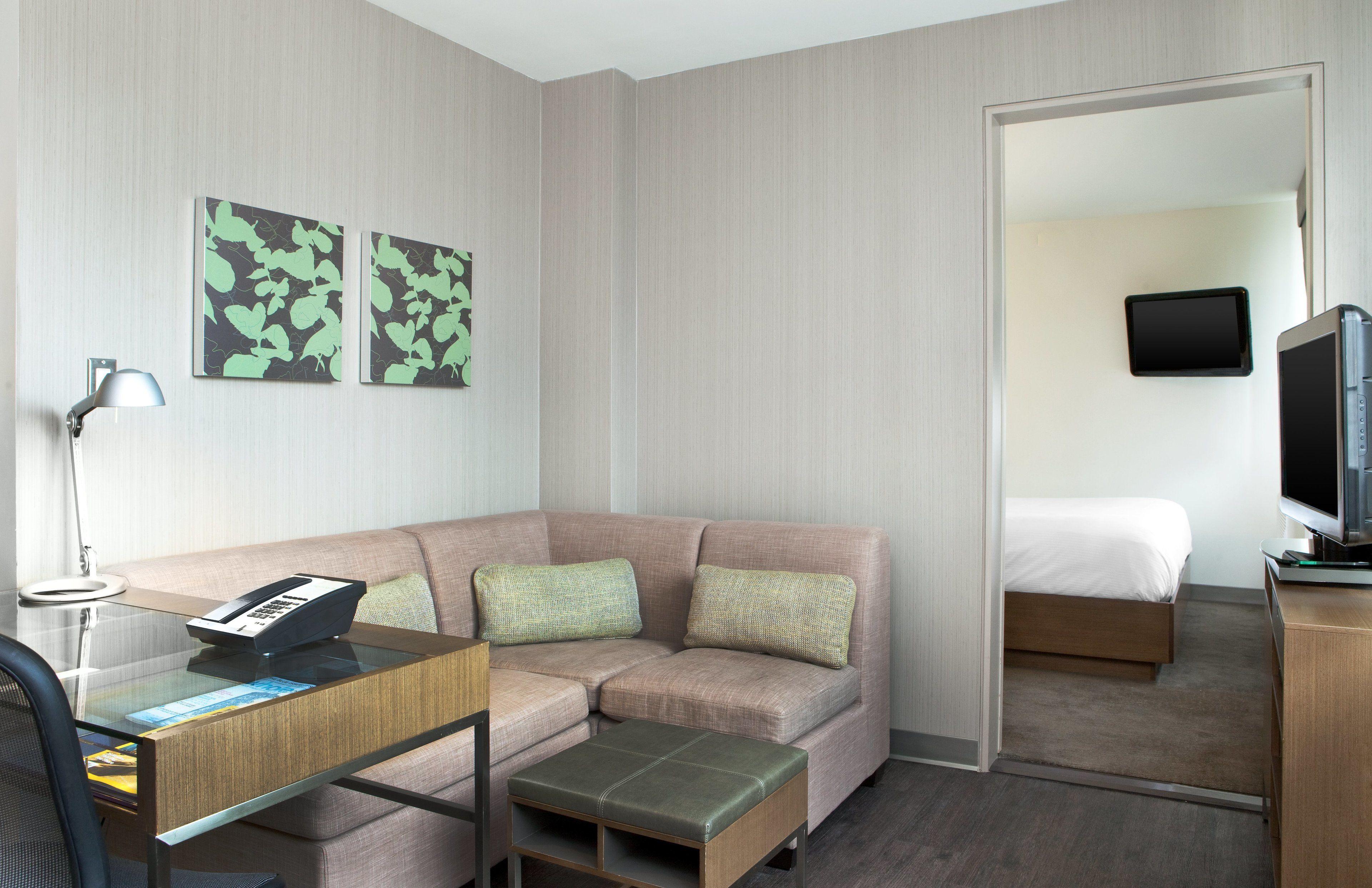 Element Times Square West Hotel 4*