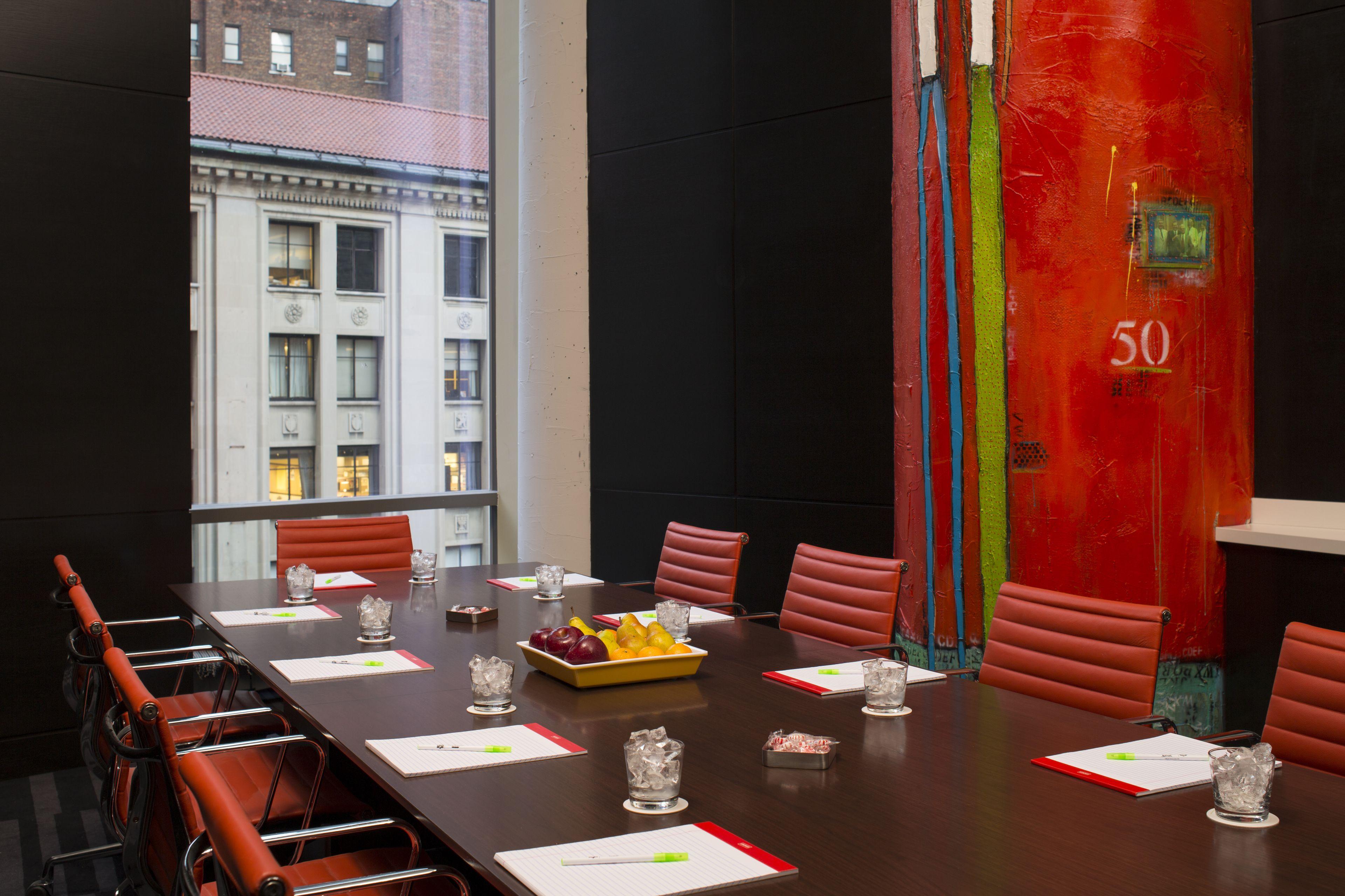 Courtyard By Marriott Manhattan/central Park Hotel