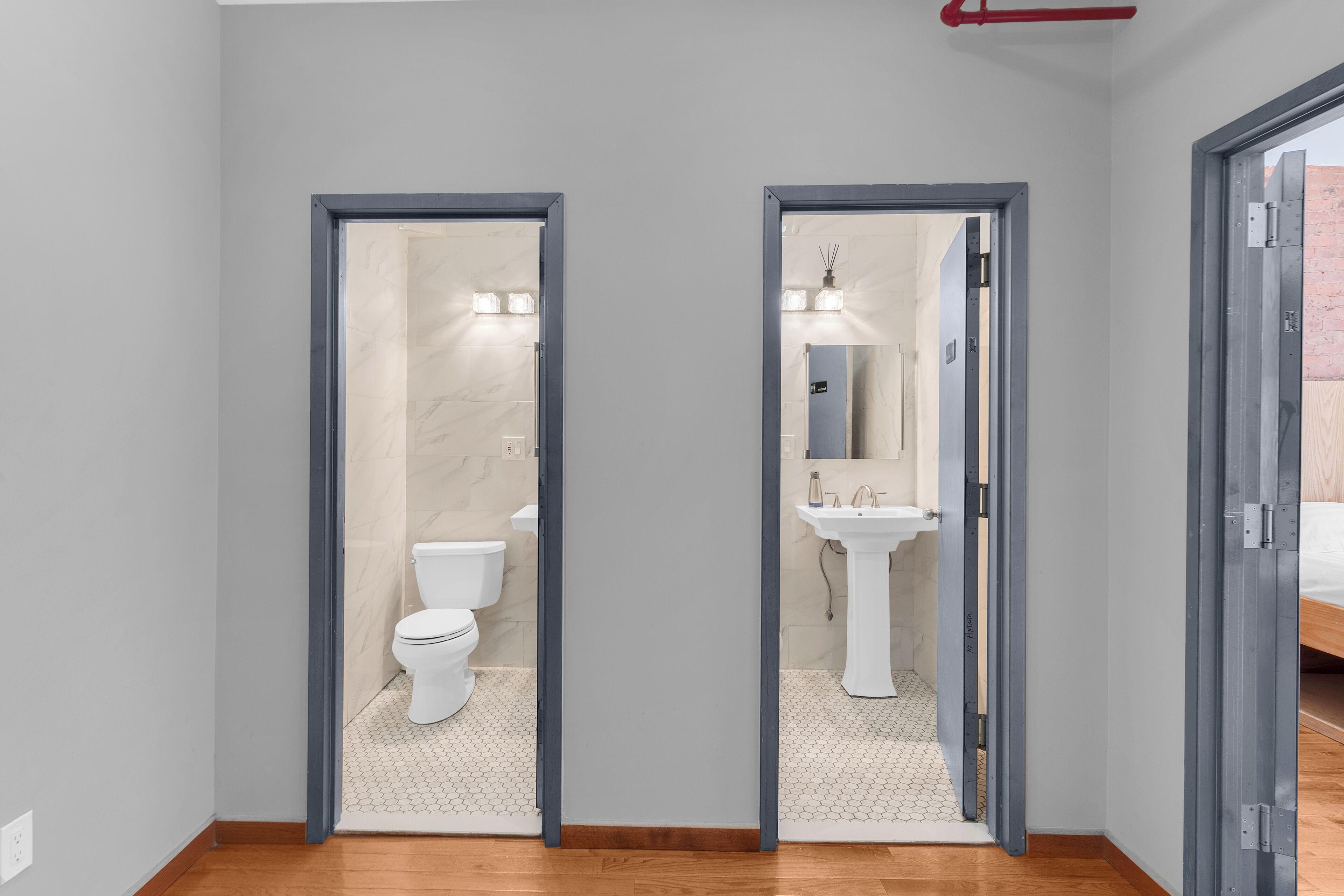 Morris (adults Only) 3*