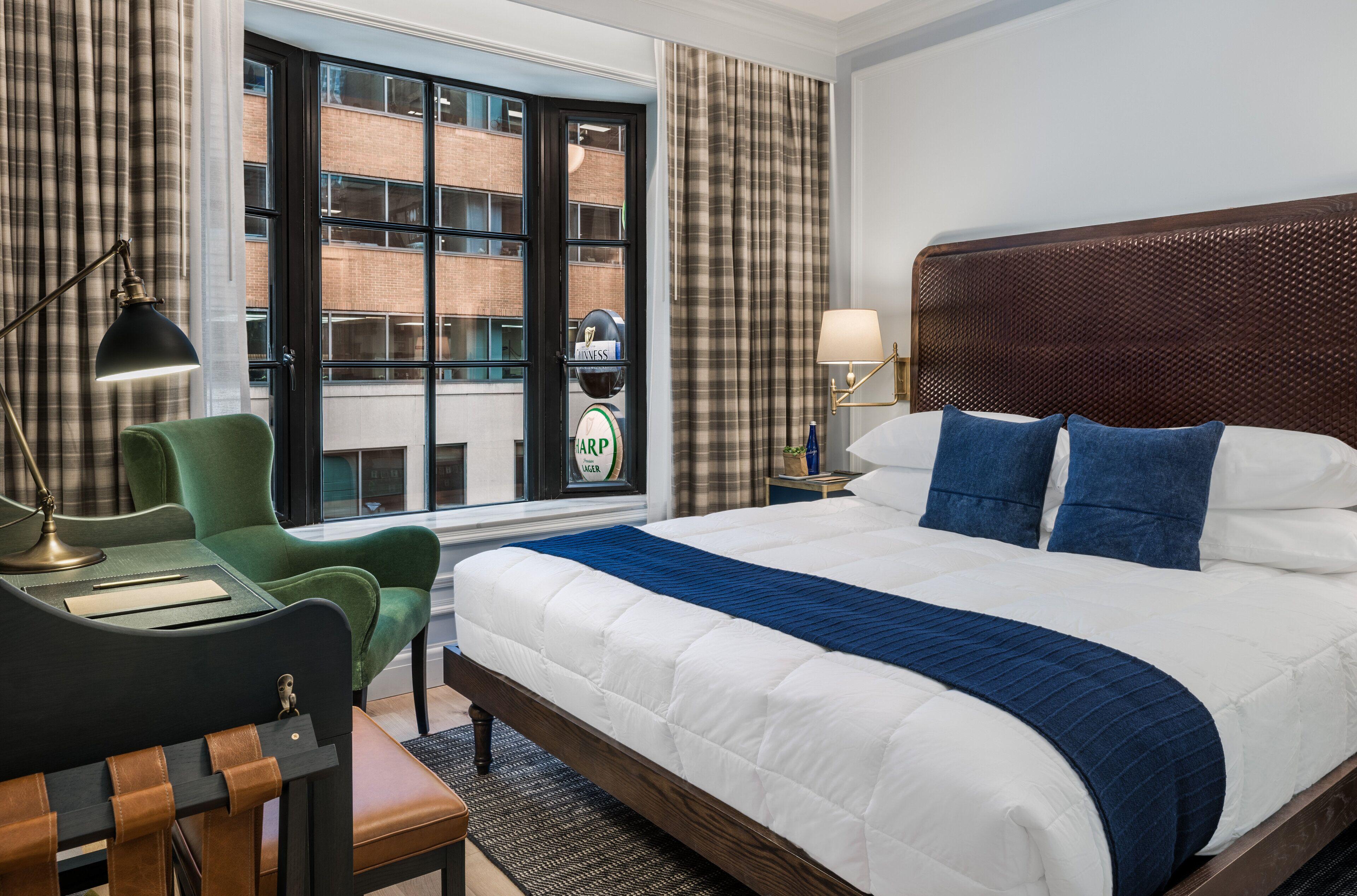 Merrion Row And Public House Hotel 4*