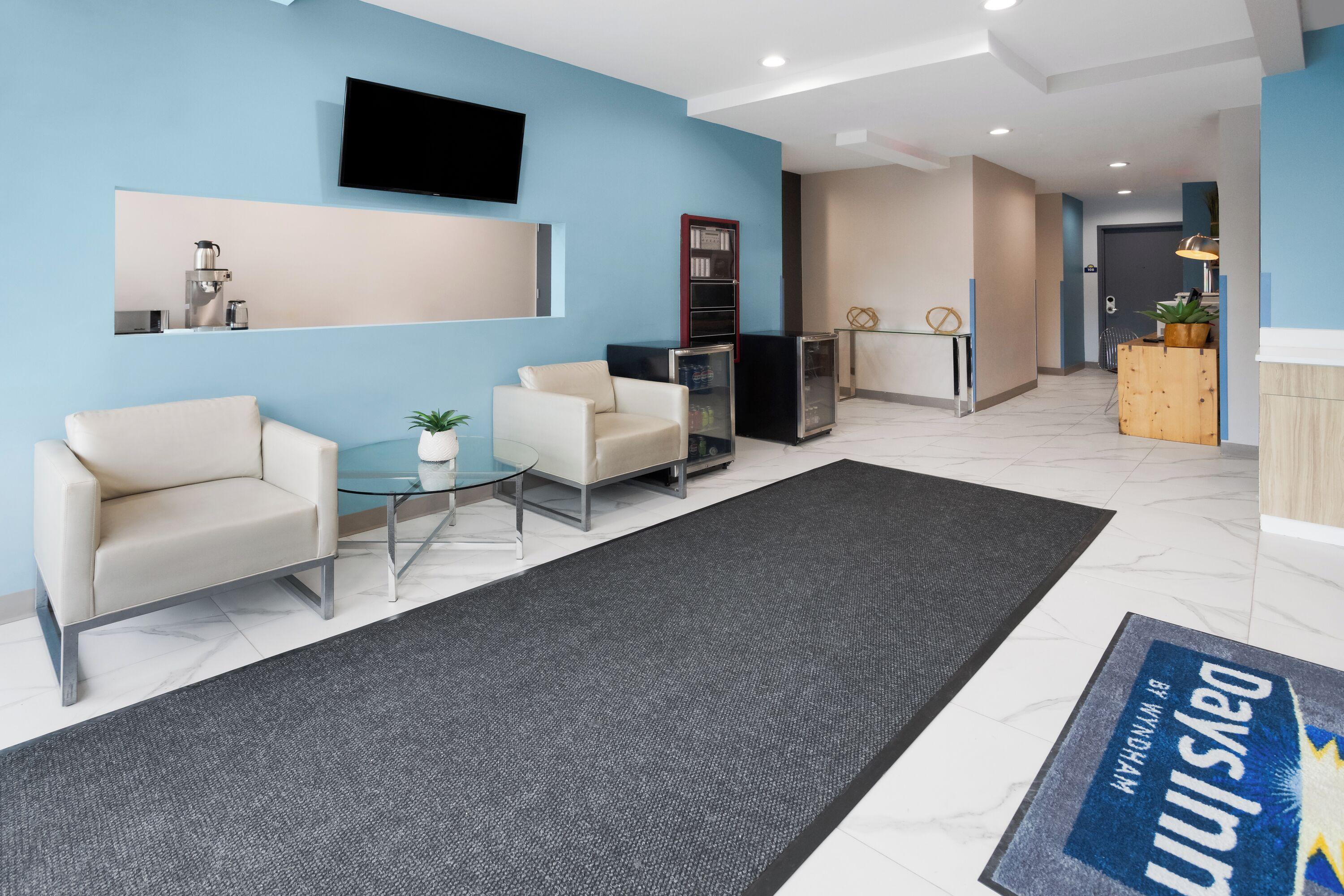 Days By Wyndham Staten Island Hotel New York