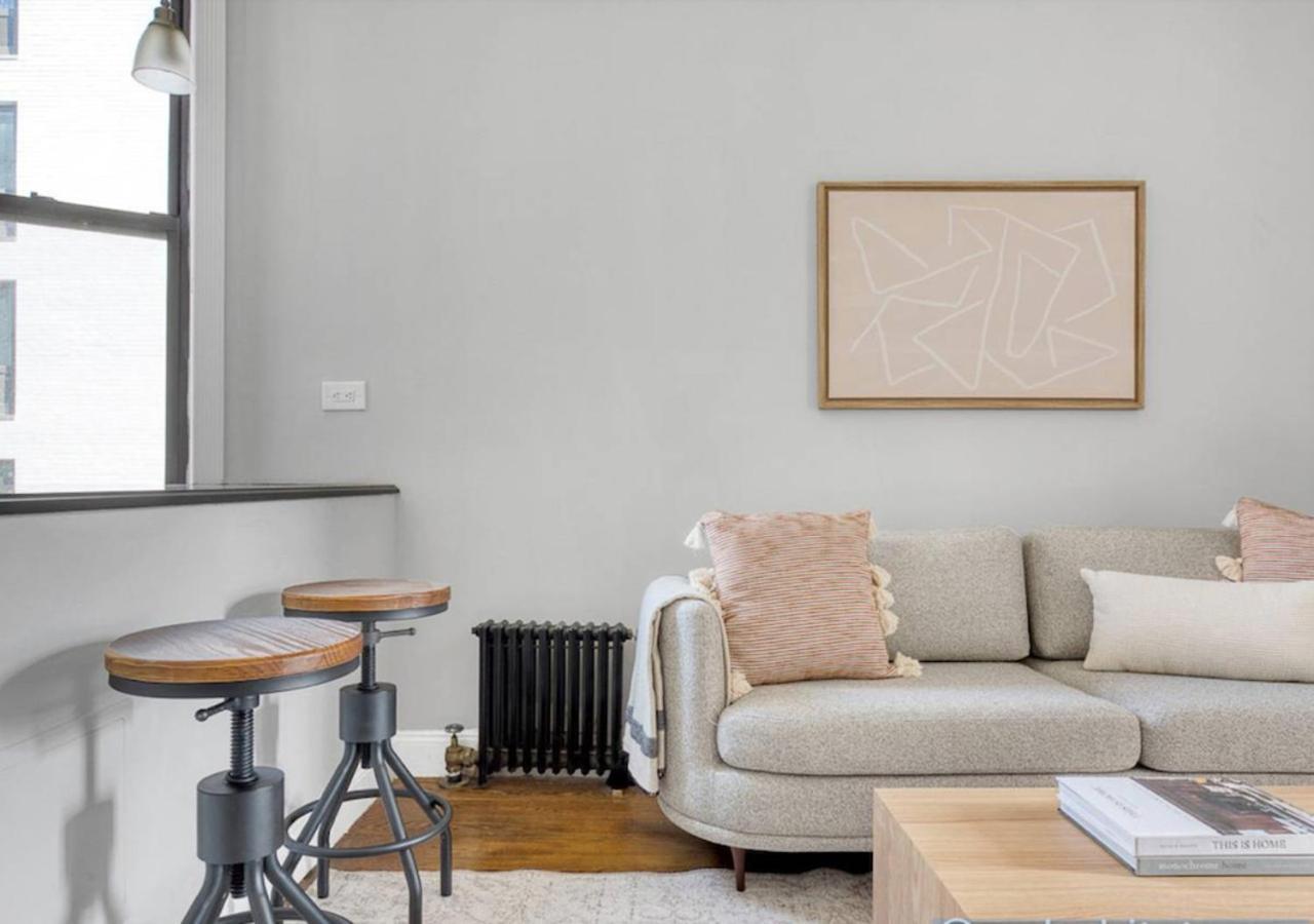 Midtown West Furnished 3br Apartment New York