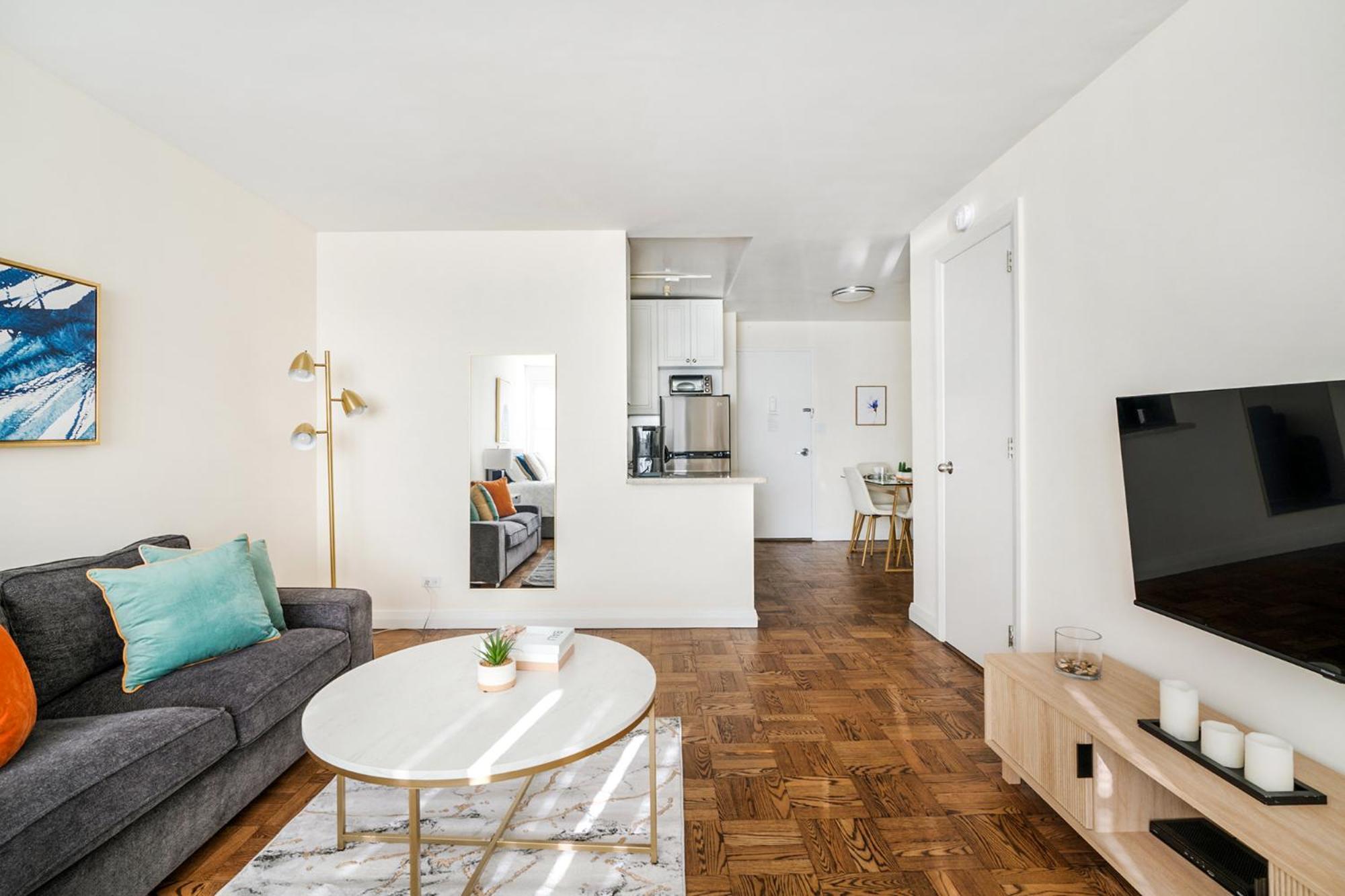 Lovely And Comfy In Nyc Apartment *